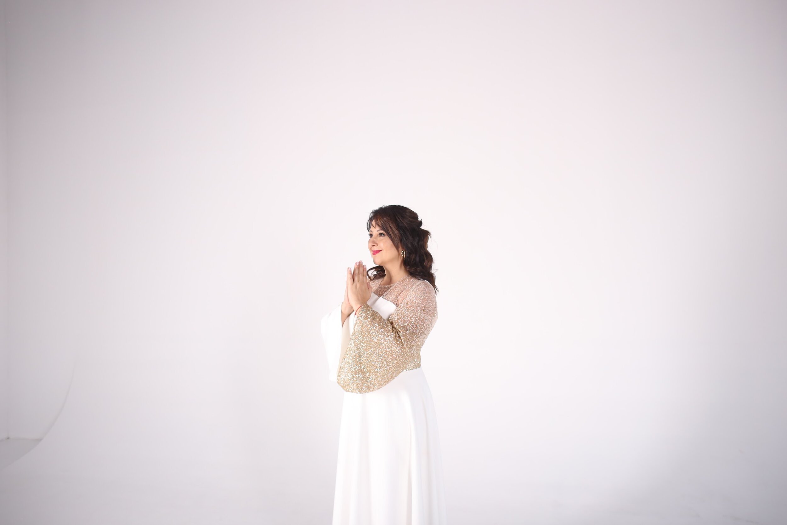 КАК ОТДАТЬСЯ БОГУ- ИСТОЧНИКУ И ЕГО УСЛЫШАТЬ