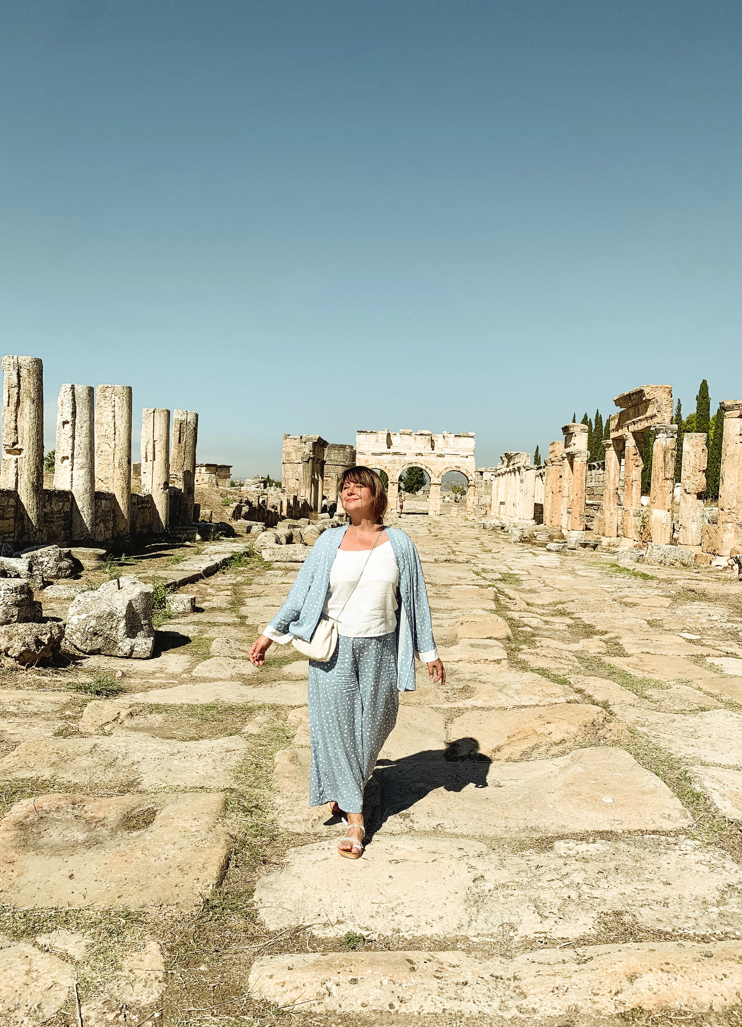 ЖИЗНЬ- НЕ БУДЕТ ПРЕЖНЕЙ. РОЖДЕНИЕ НОВОГО МИРА. ПЕРЕХОД ЛЮДЕЙ В НОВОЕ ИЗМЕРЕНИЕ СОЗНАНИЯ.