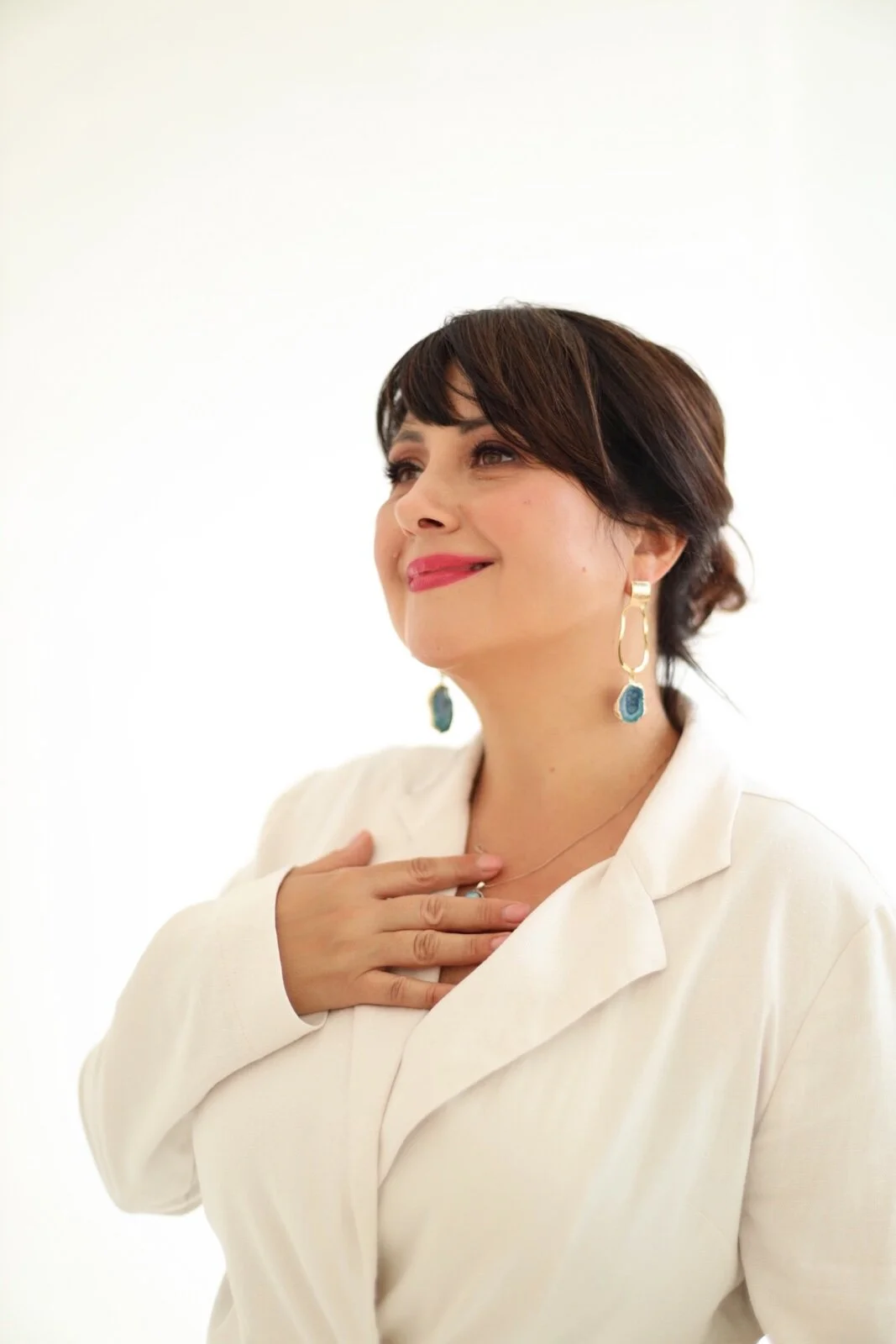 ПРОБУЖДЕННАЯ ЧАСТИЦА