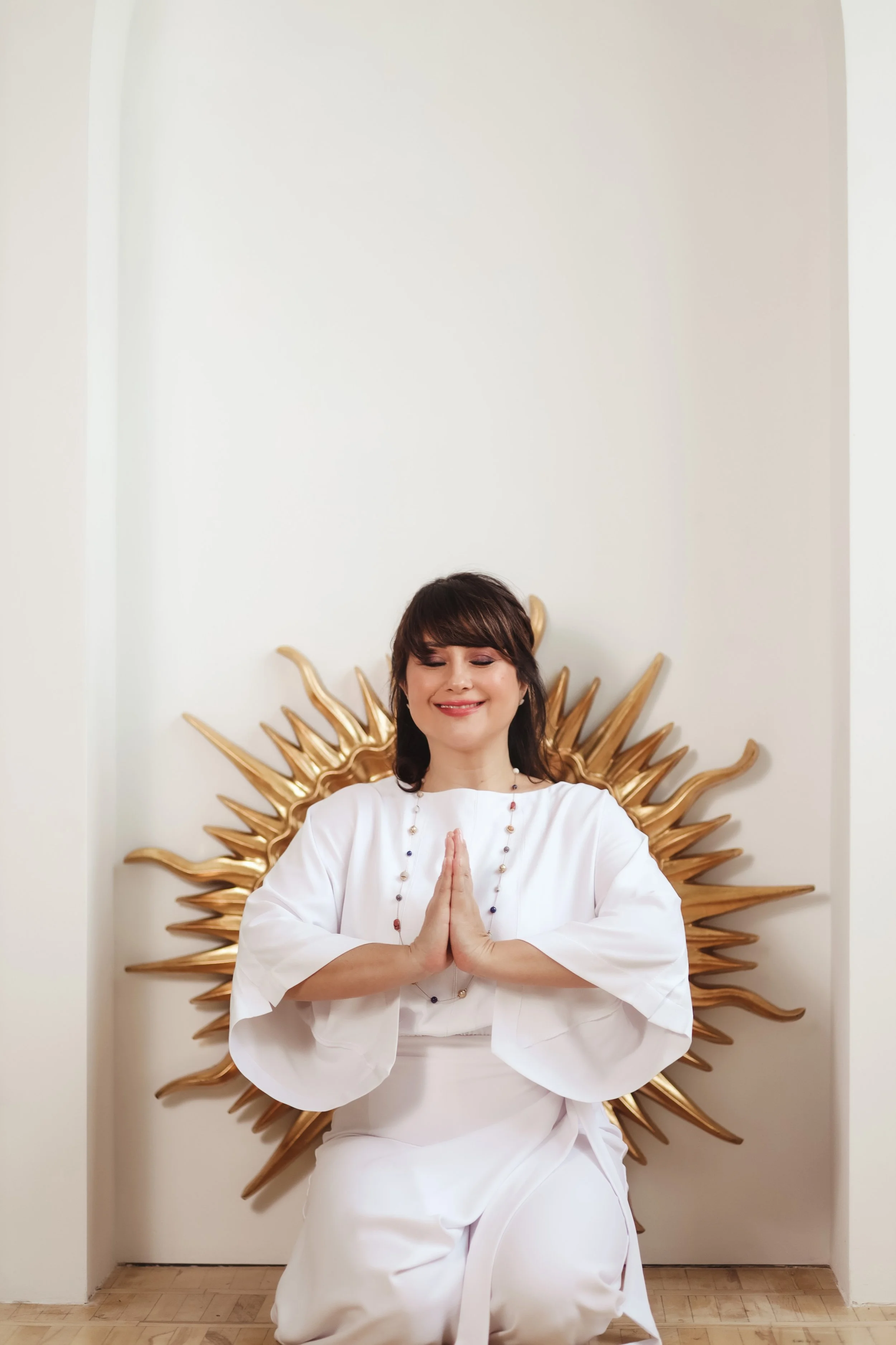 ЗЕМЛЯ БОГОВ.