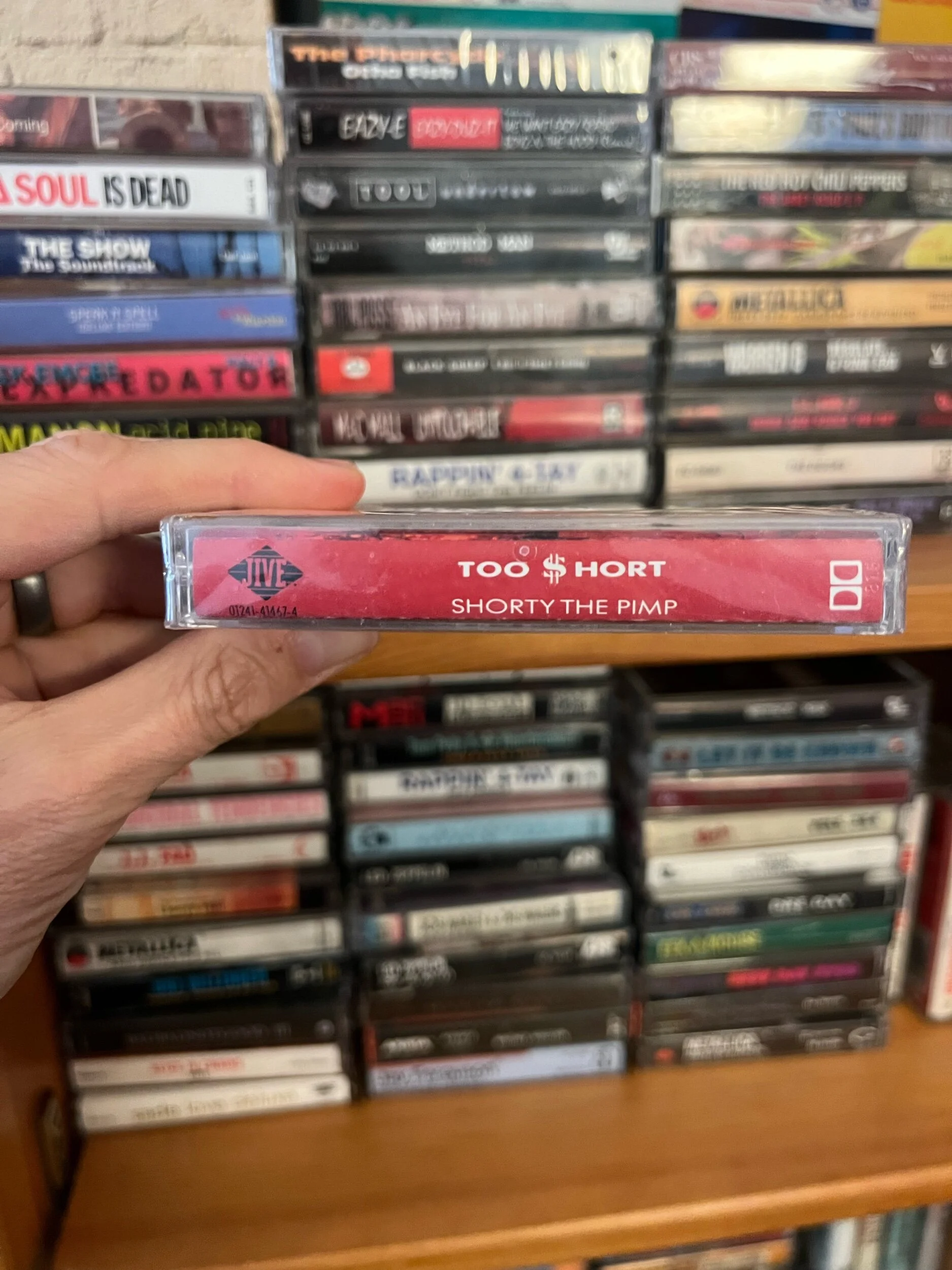 9B4DFC25-22A9-4FFB-B1FB-35A63C6E7F5E