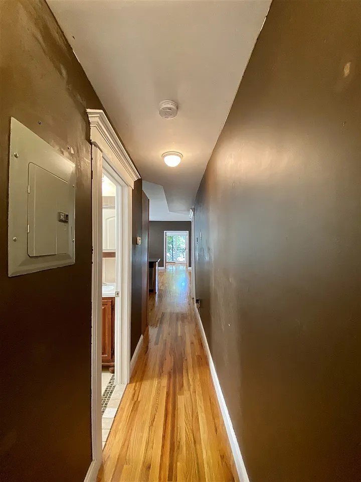 Highland Ave 7.jpeg