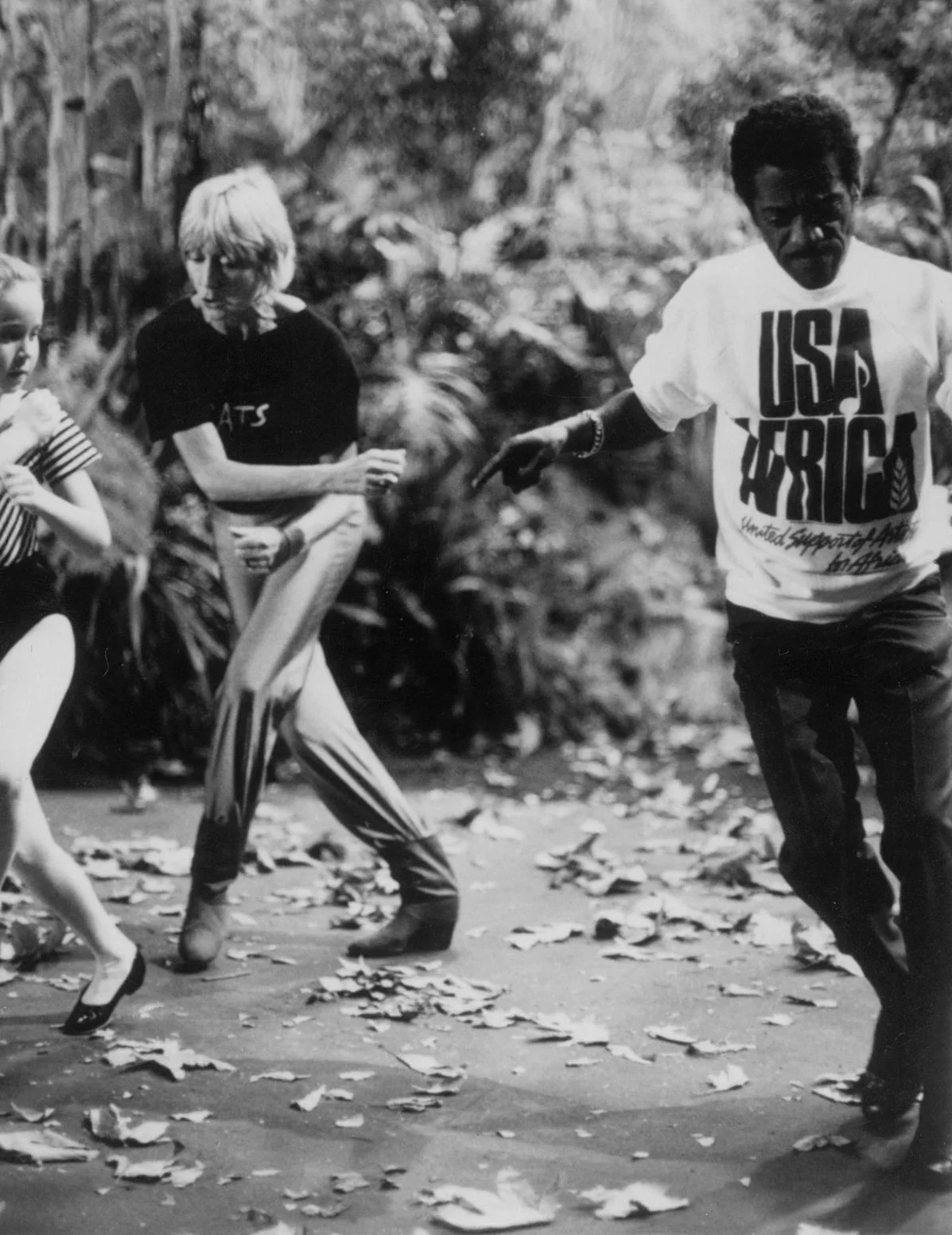 Gillian rehearsing with Natalie Gregory and Sammy Davis Jr - Alice in Wonderland 1986