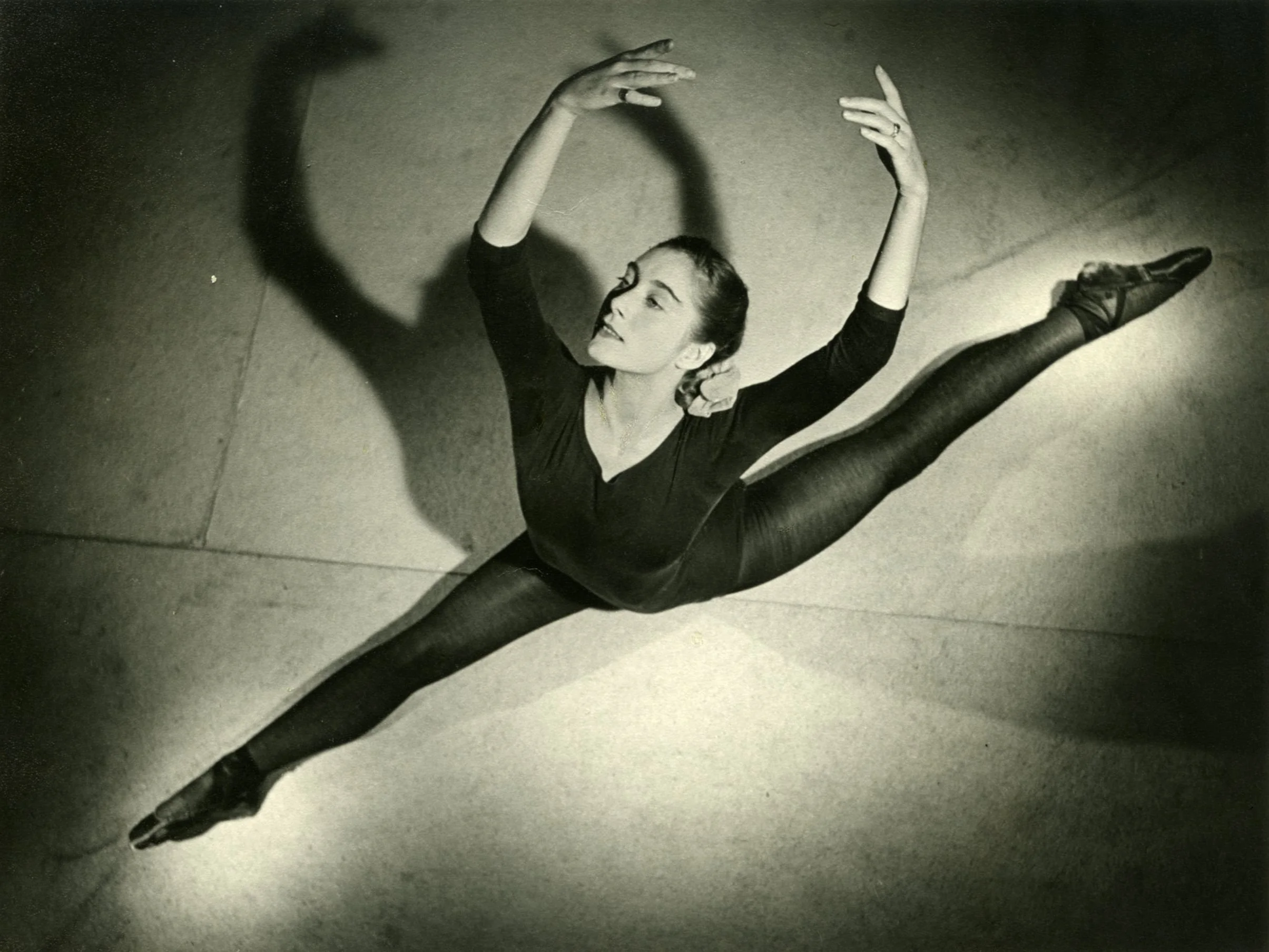 Ballet days at Sadler's Wells, Covent Garden - 1950