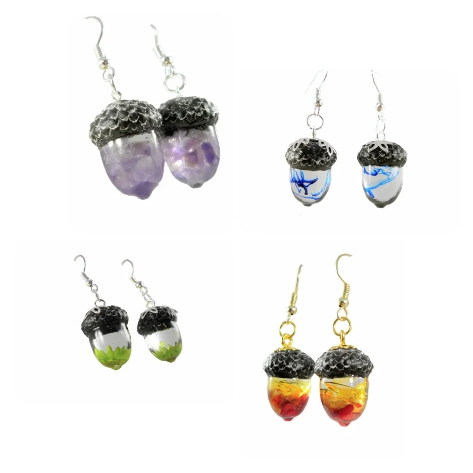 Small acorn earrings