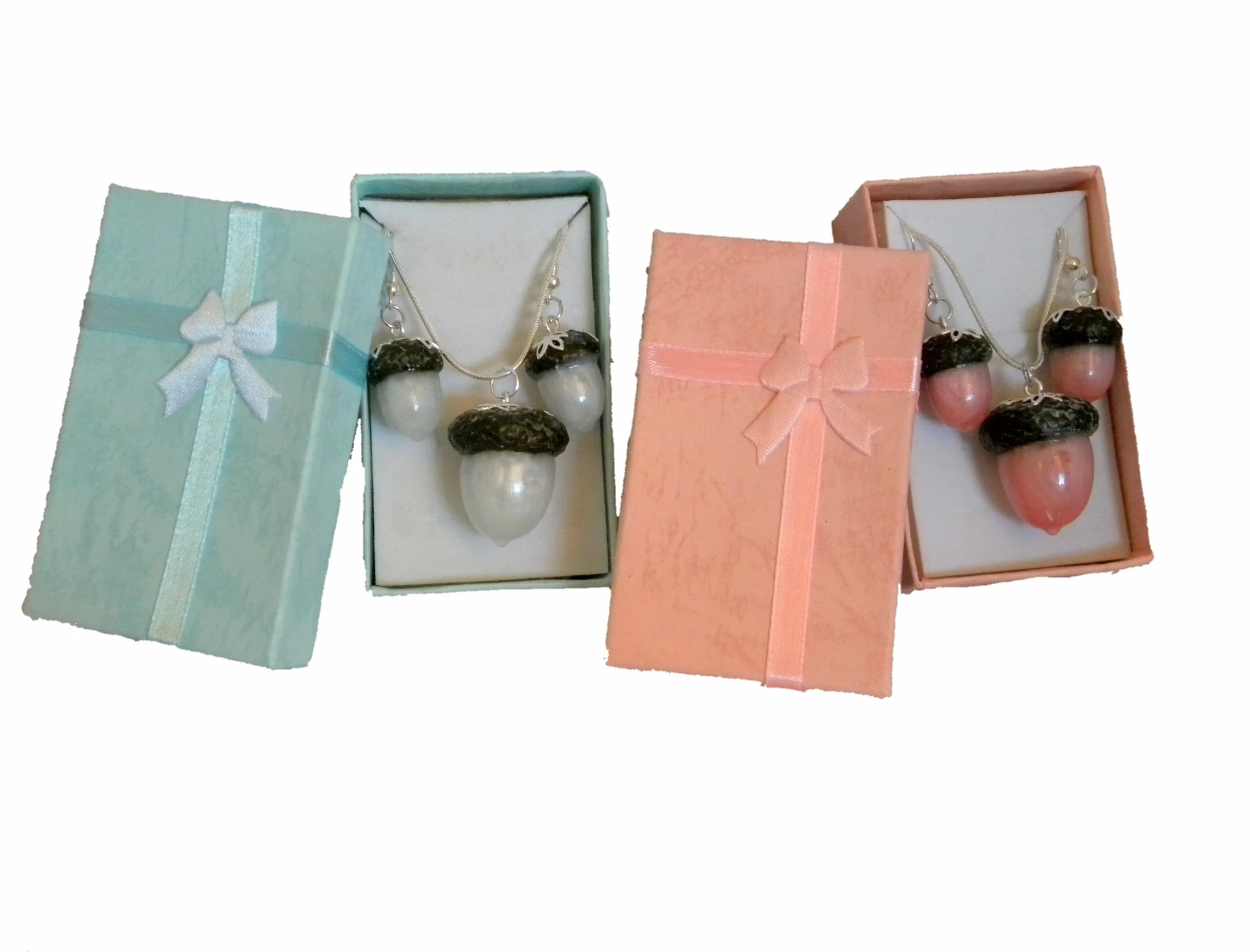 Beautiful Pearl colored acorn resin pendant and earring set