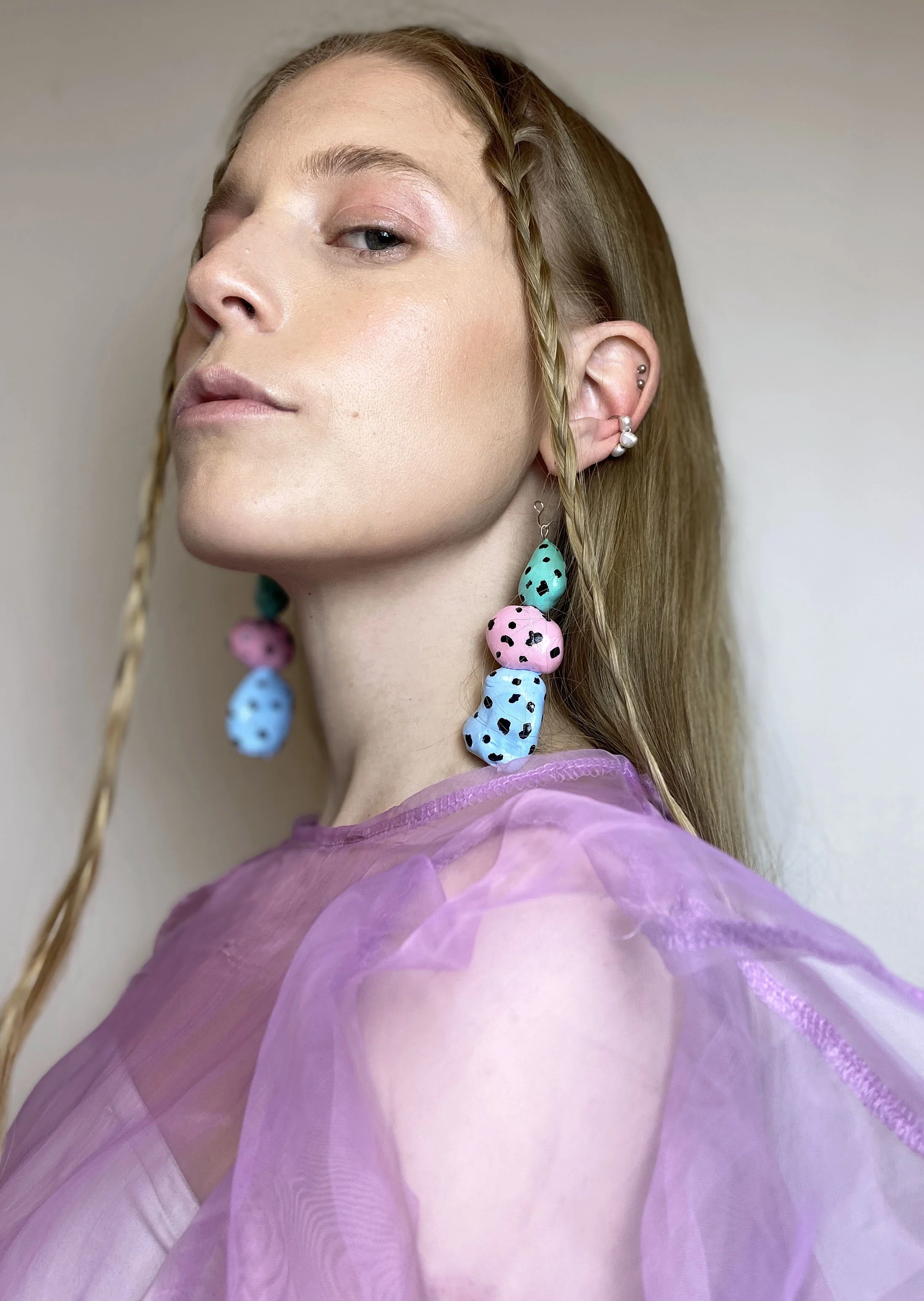 1A8D8855-A613-4617-816F-85F8666169EC