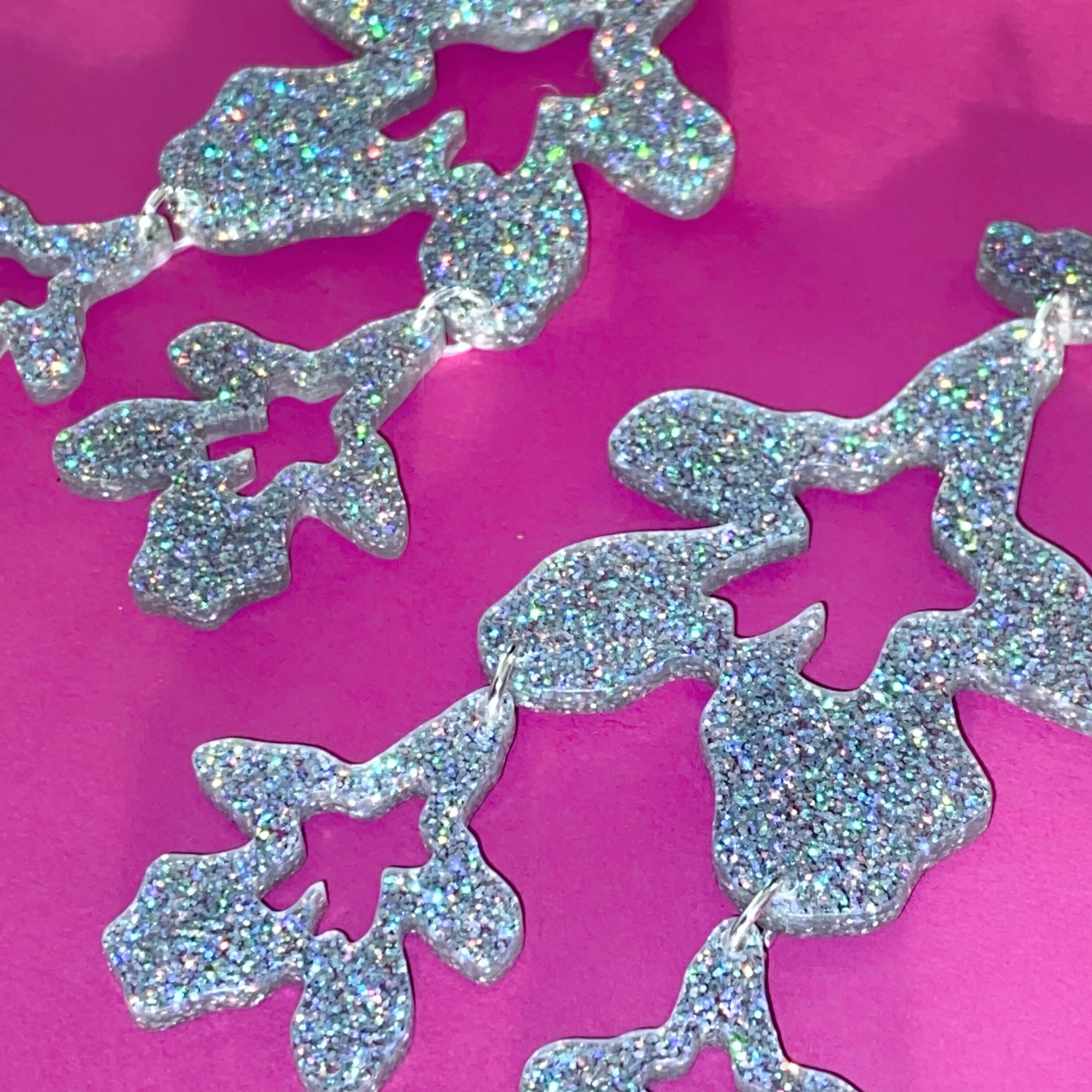 8E99ADA8-D4E7-44DB-8142-9F22DDF0B87F