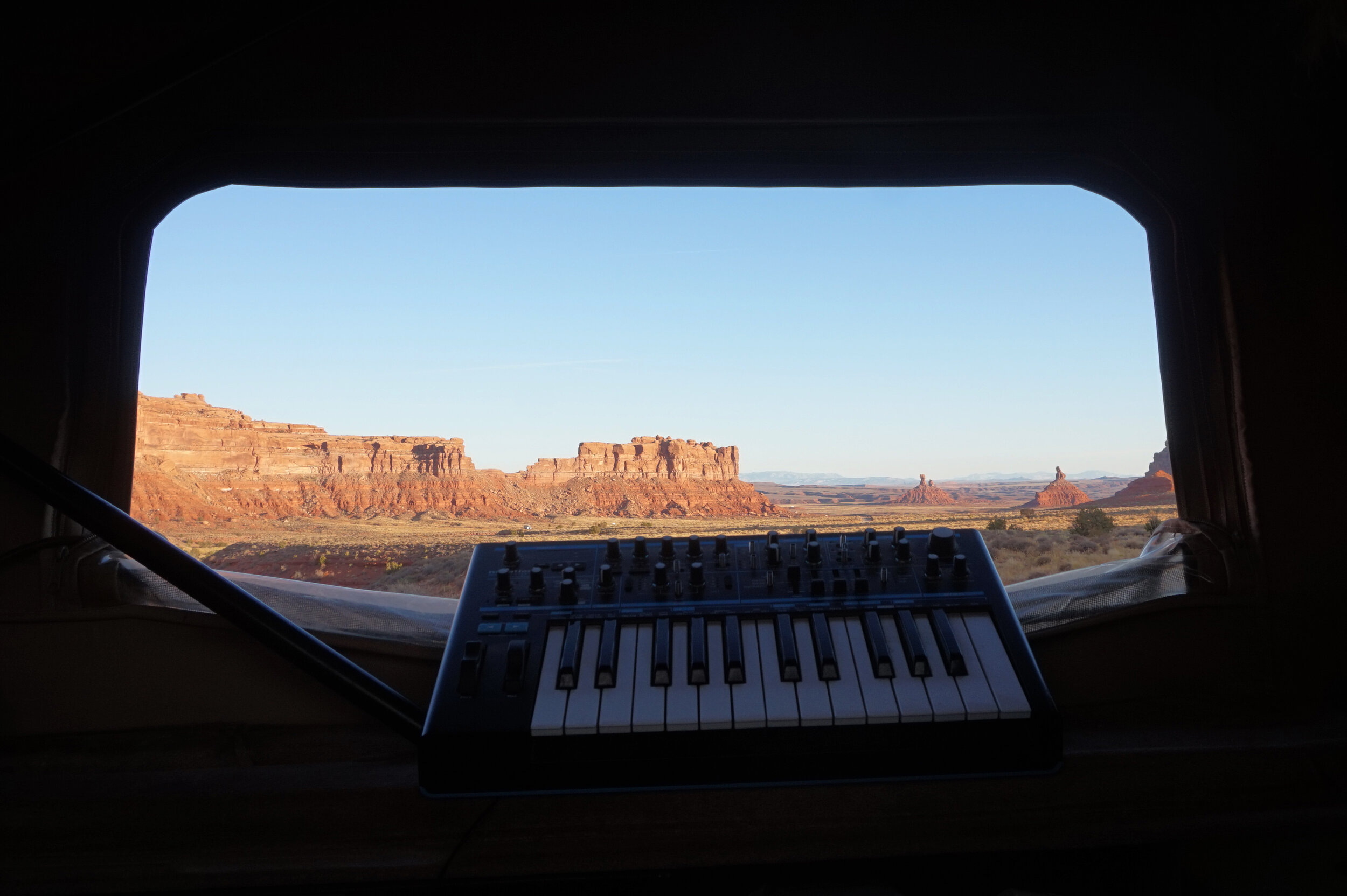 rollingstudio02.jpg