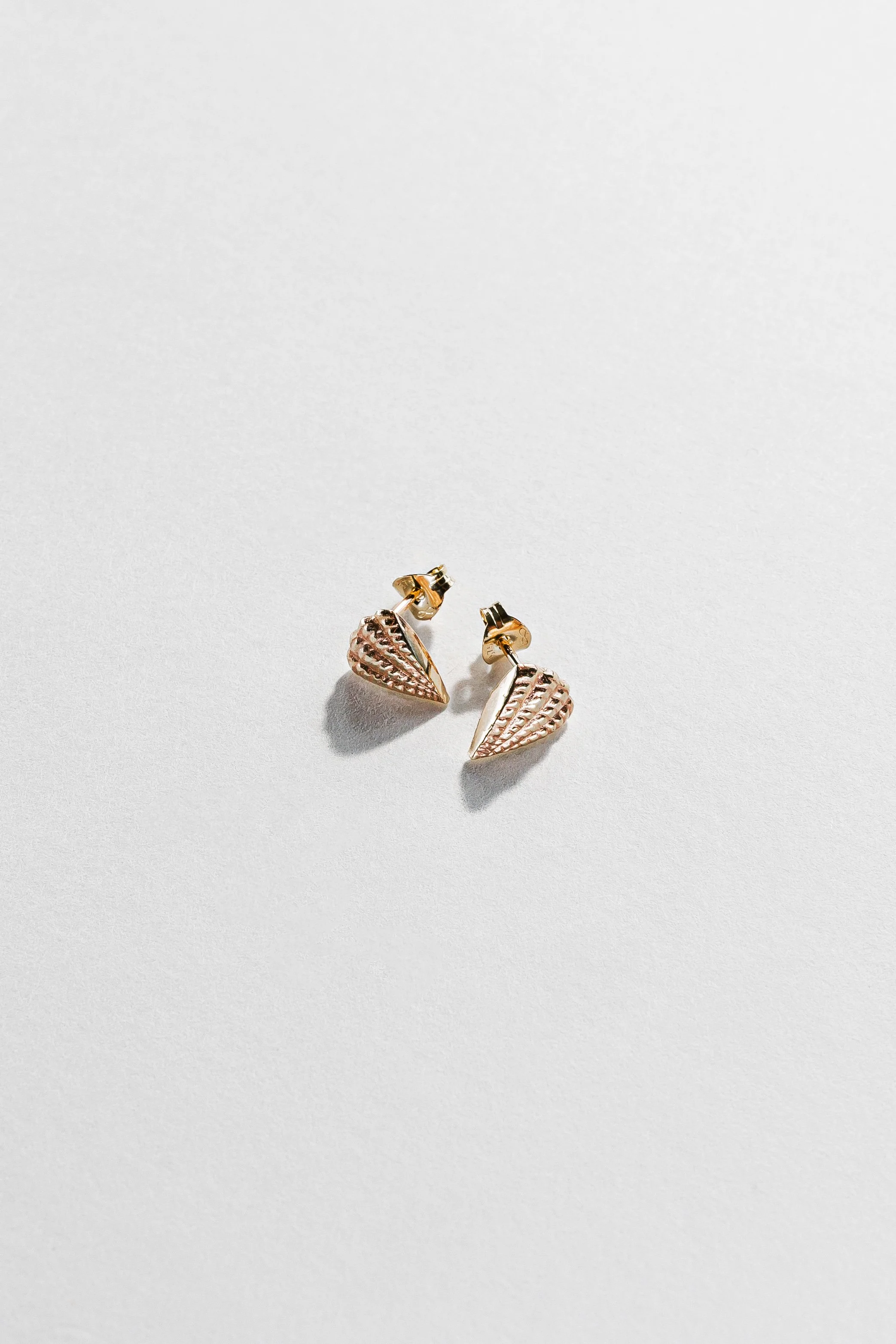 Scallop Stud Earrings - 9CT Gold