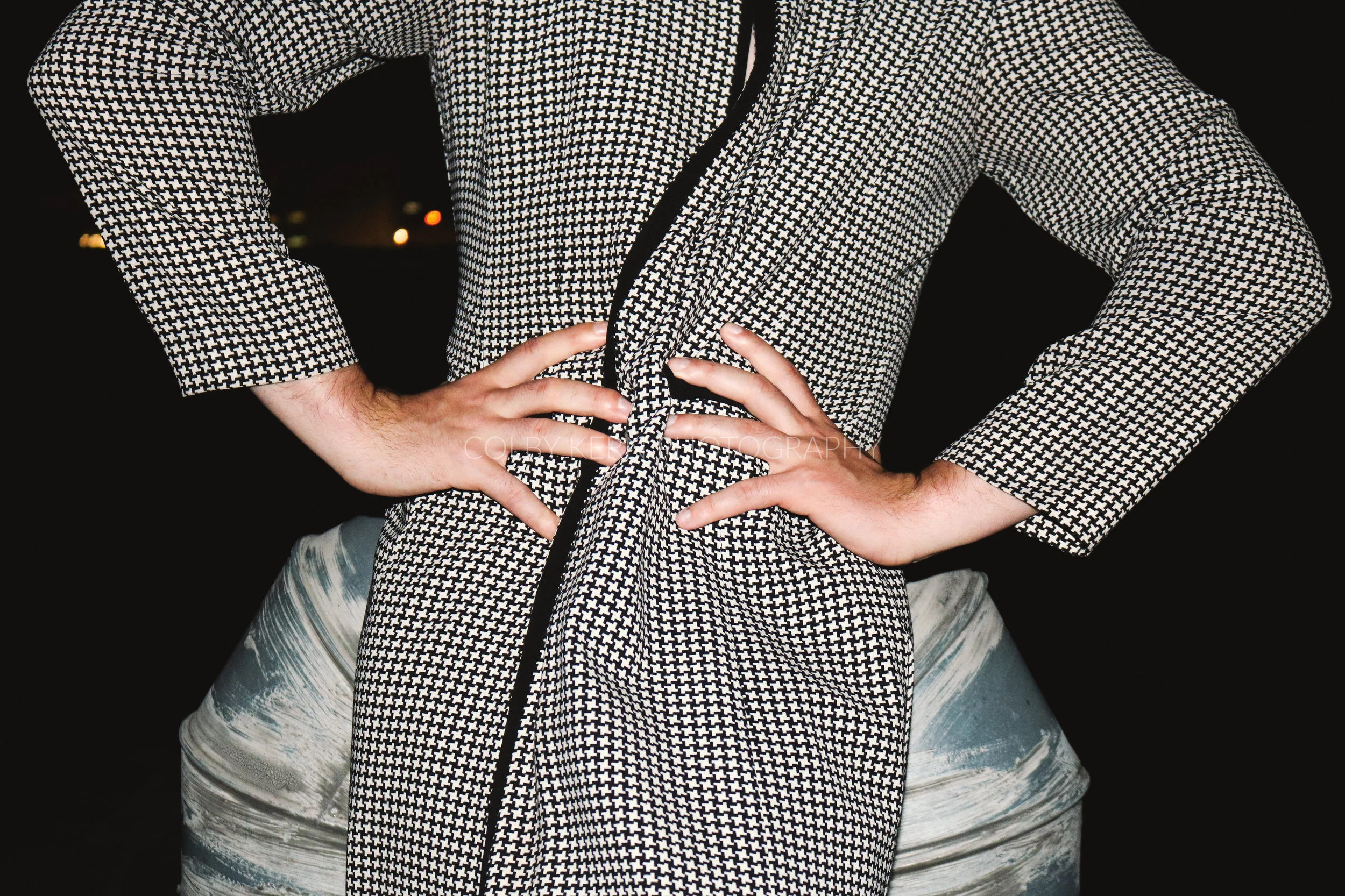 Houndstooth Hands