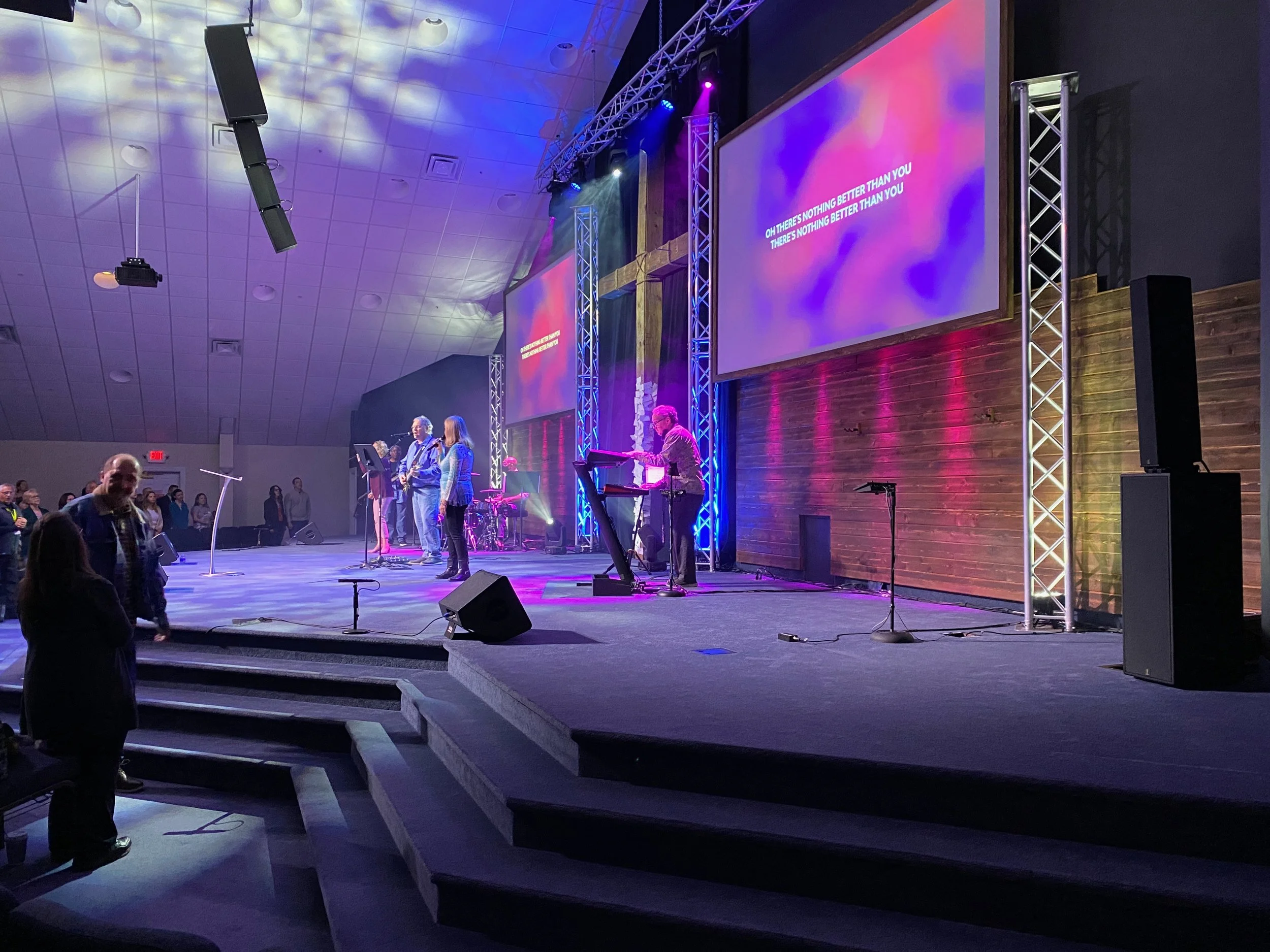 1 SOUND Towers: An Ideal Application at Cross Point Church