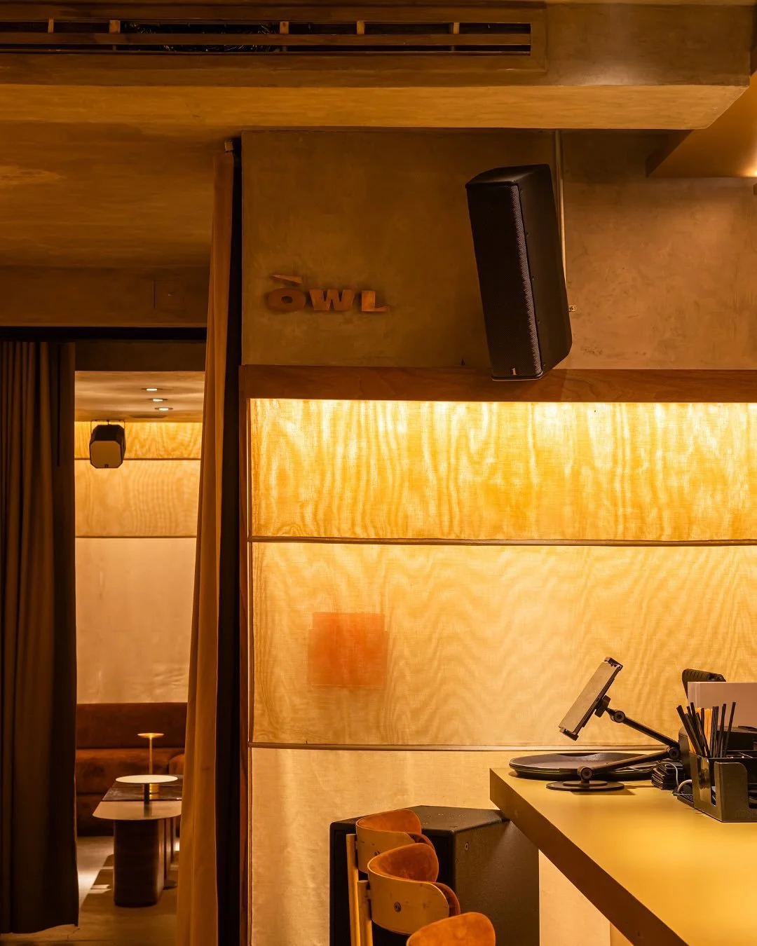 In the heart of Mexico City, OWL Hidden Bar delivers an unforgettable sound experience with 1 SOUND.

At first, the project team had another brand in mind. But after stepping into NTX Distribution&rsquo;s showroom and hearing 1 SOUND, things changed.