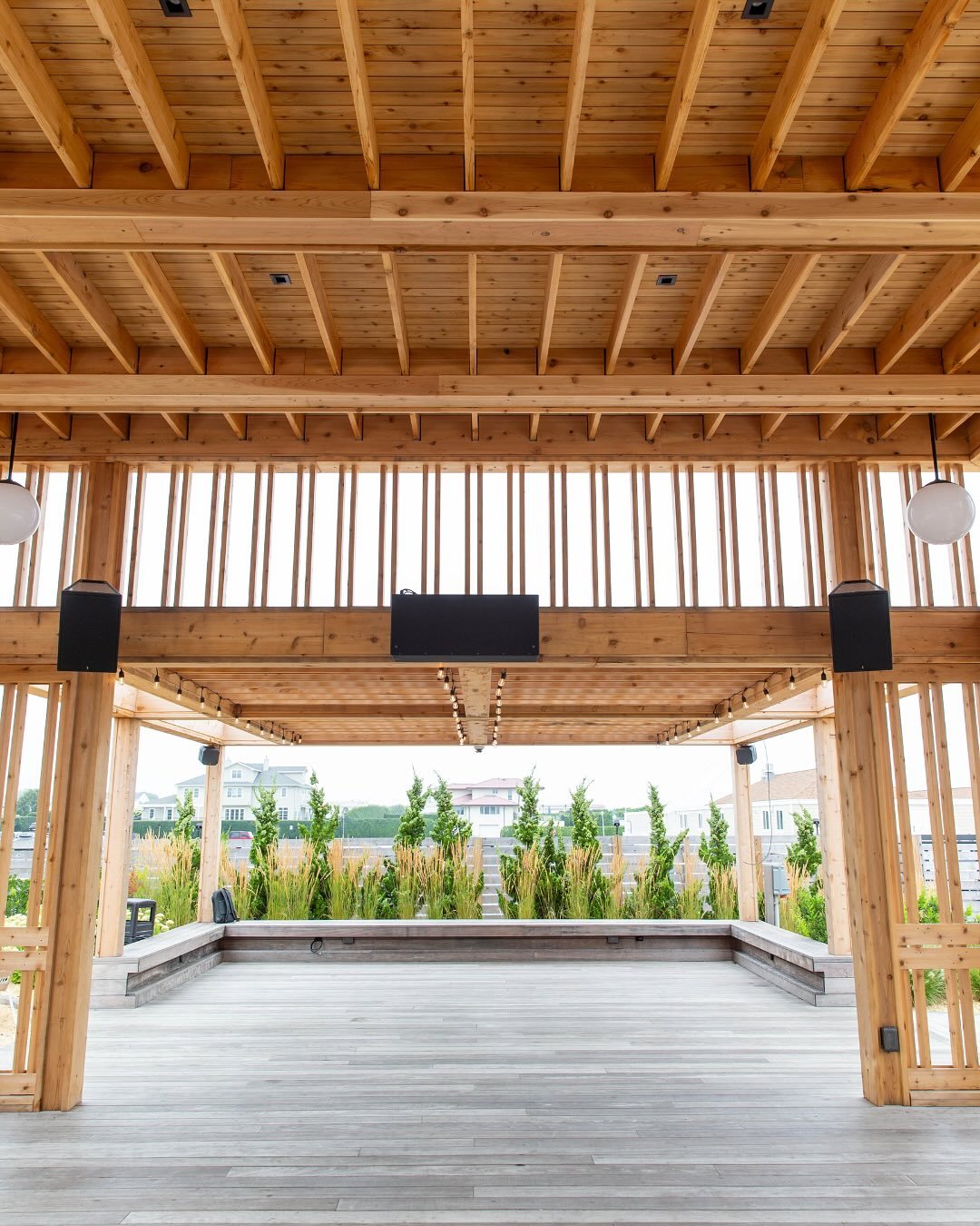 1 SOUND loudspeakers bring consistent, high-performance audio to an oceanfront property.

Using stainless steel 316 hardware and marine-grade components, these speakers are built to handle salt air and changing weather while delivering clear, powerfu