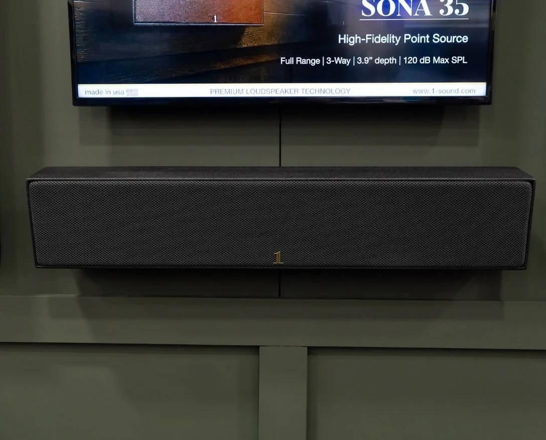 Versatility and rigidity at its finest for the Sona installation.&nbsp;

The Sona Tilt Bracket offers rigid, precise positioning for the Sona 35 in both vertical and horizontal deployments, with 0&deg;, 10&deg;, 20&deg;, 30&deg;, or 40&deg; angle opt