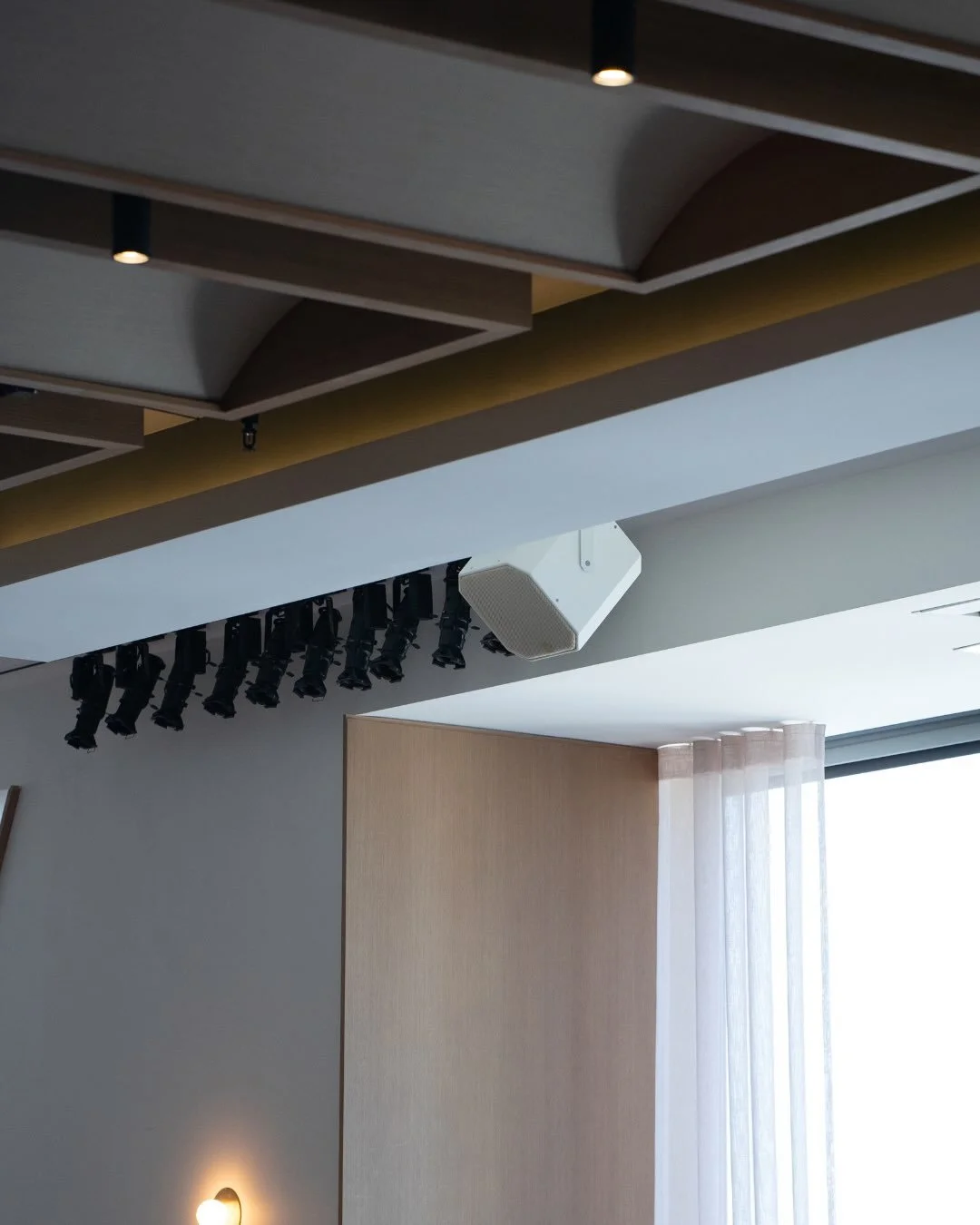 Designed for Versatile Event Spaces

At Convene, Cannon loudspeakers are ceiling-mounted with C-clamps and angled to direct sound where it&rsquo;s needed, paired with ceiling-mounted WSUB45 subwoofers. 

The result is a flexible audio system designed