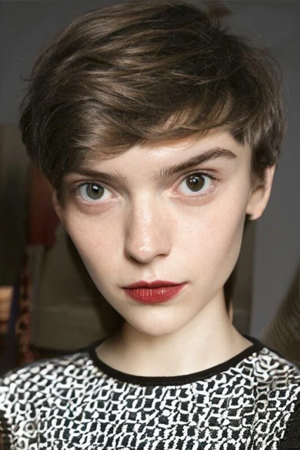 Revitalise Your Hair This Summer: How WNt Protects Against Sun, Sea, and Chlorine
