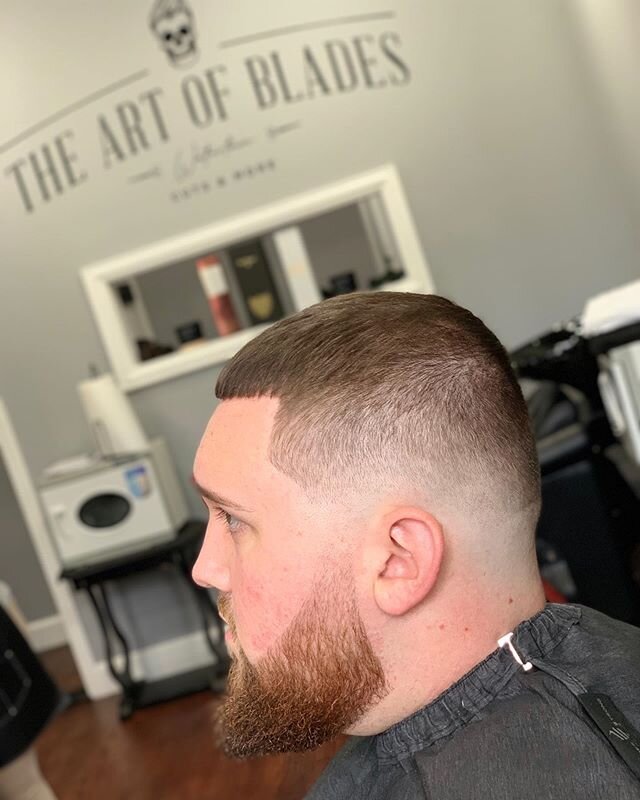 Hump day vibes 🤙🏽 What are you waiting for!? Walk-ins and appointment welcome! Don&rsquo;t wait till last minute to get yours 💈✂️