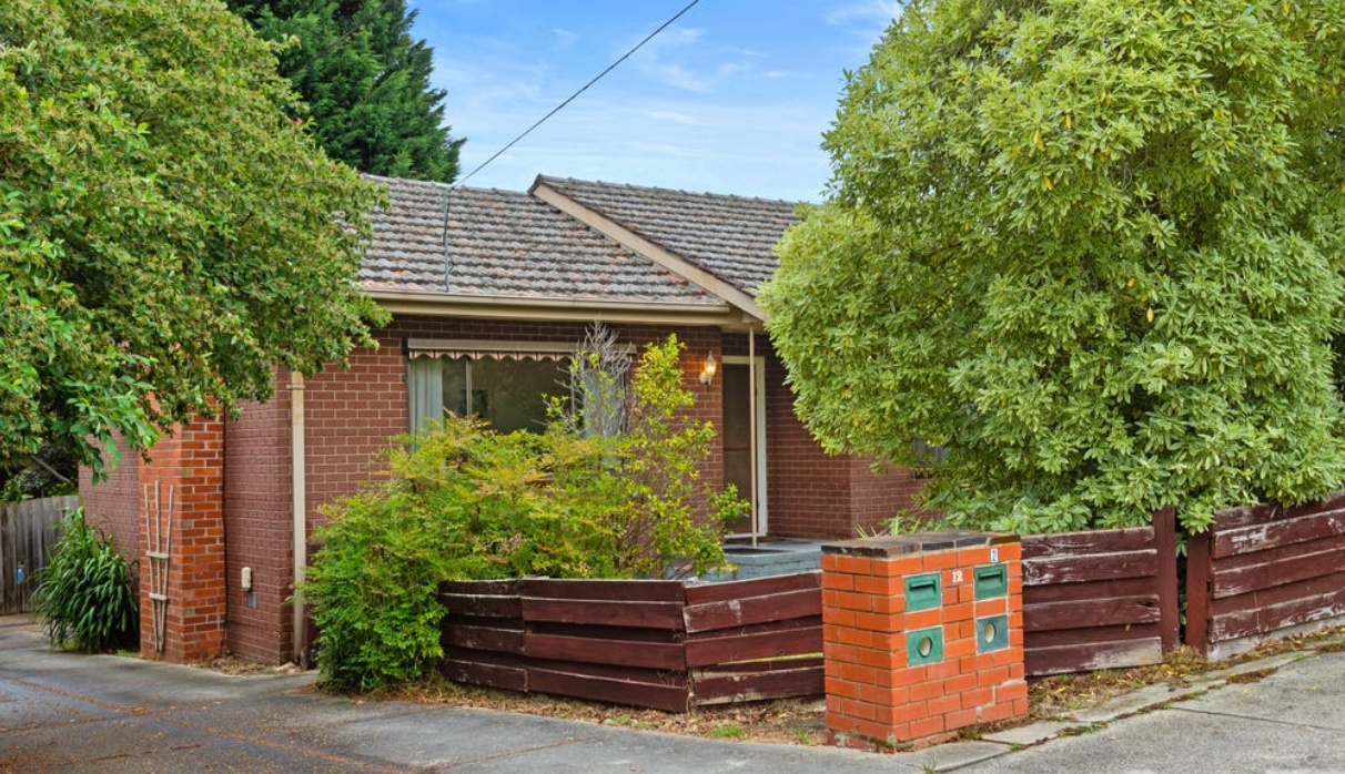 1/12 Lincoln Avenue, Glen Waverley