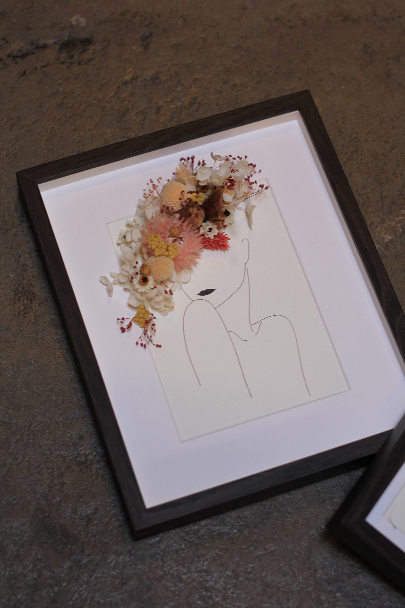 | Floral portrait | N.5