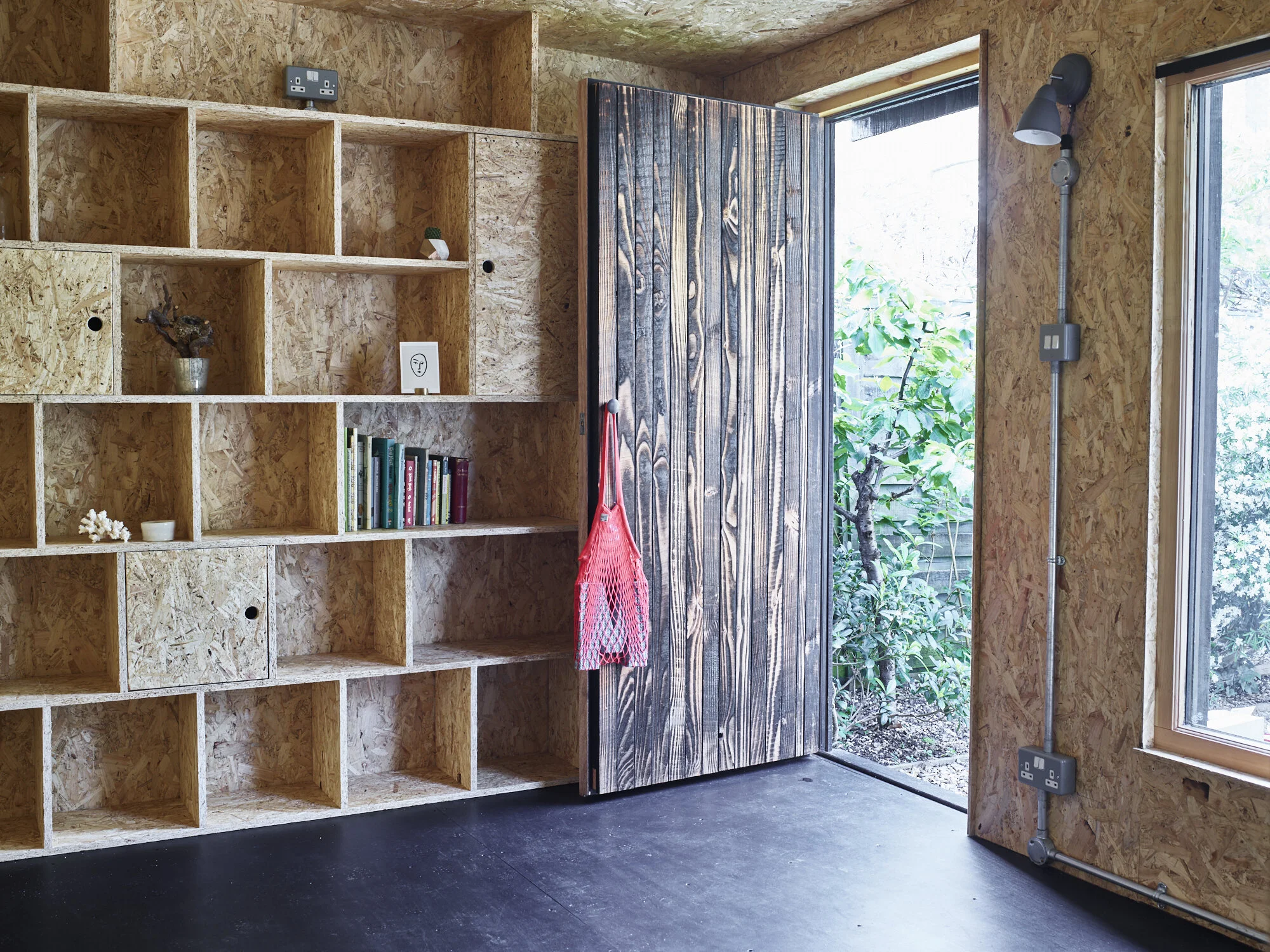 DEN_shelves_02.jpg