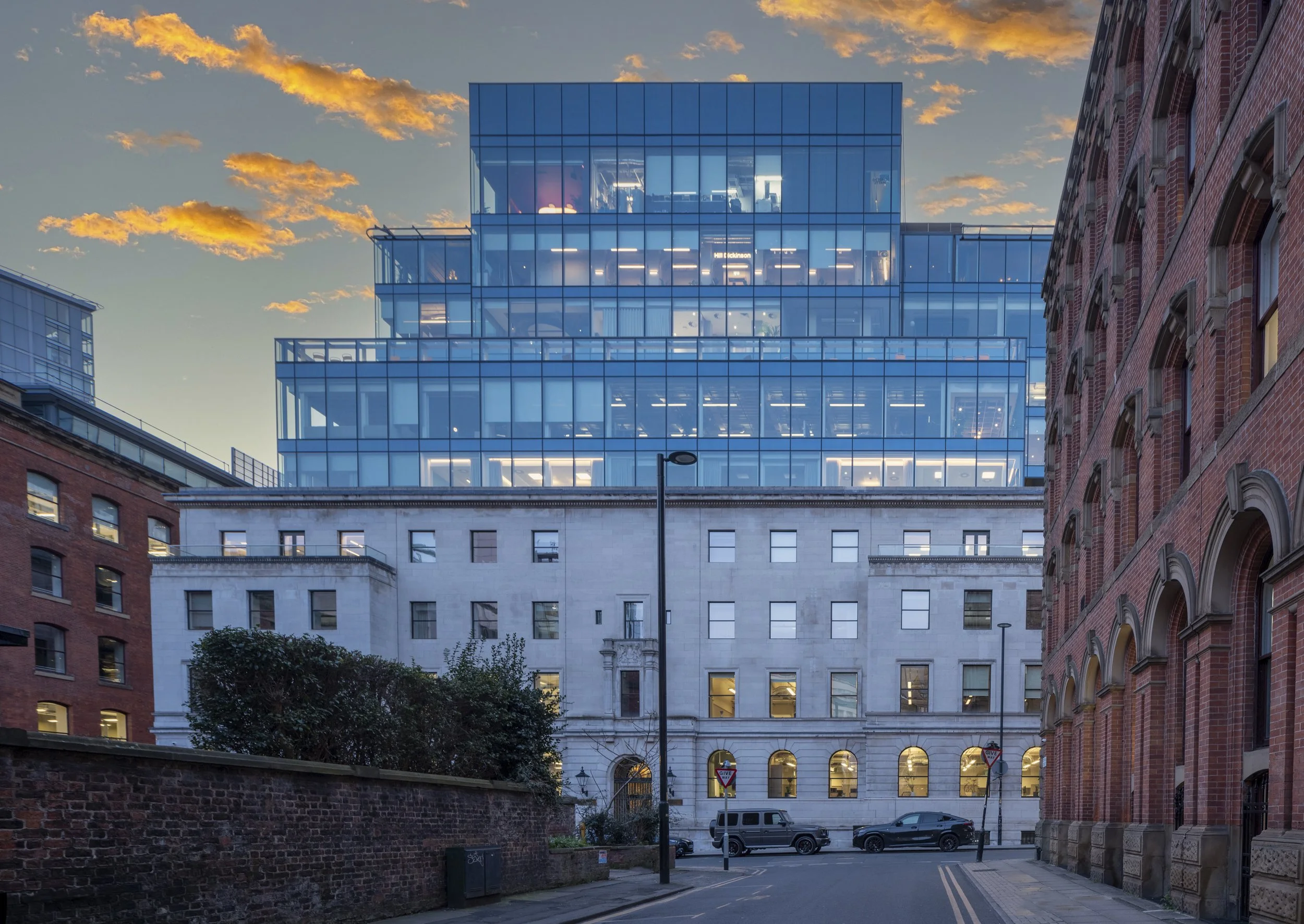Hodder & Partners-St Michael's Manchester 