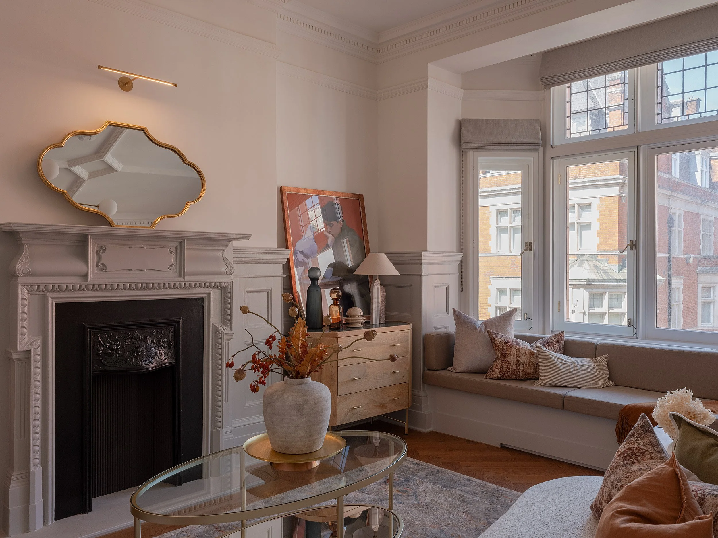 Mayfair Apartment : Designsplus Architects