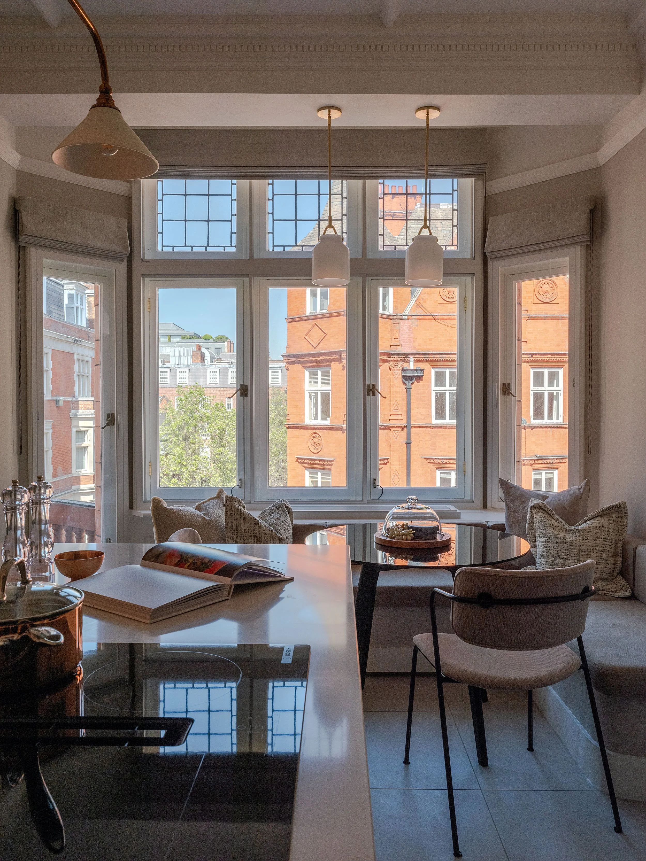 Mayfair Apartment : Designsplus Architects