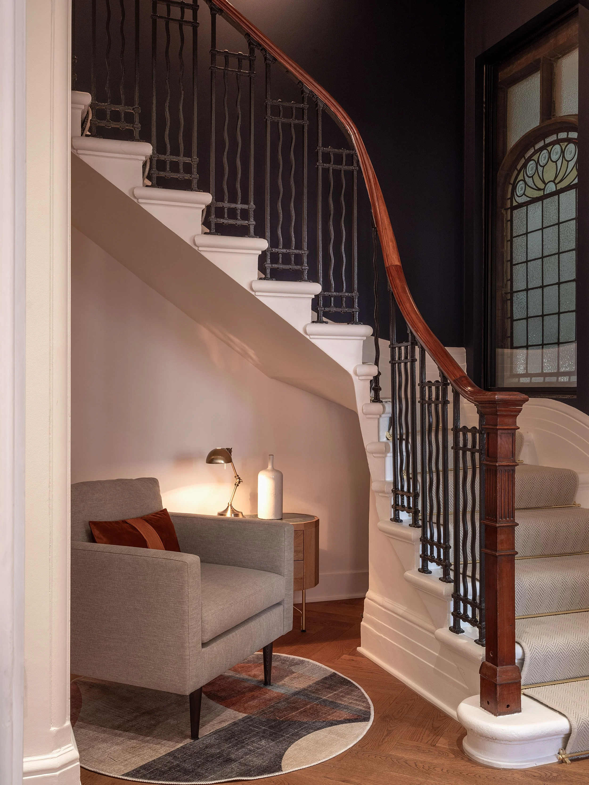 Mayfair Apartment : Designsplus Architects