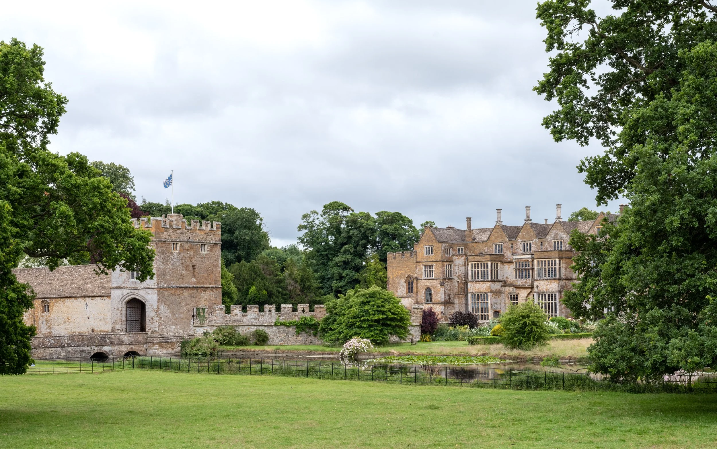 Broughton Castle Oxfordshire Conservation : Nick Cox Architects 