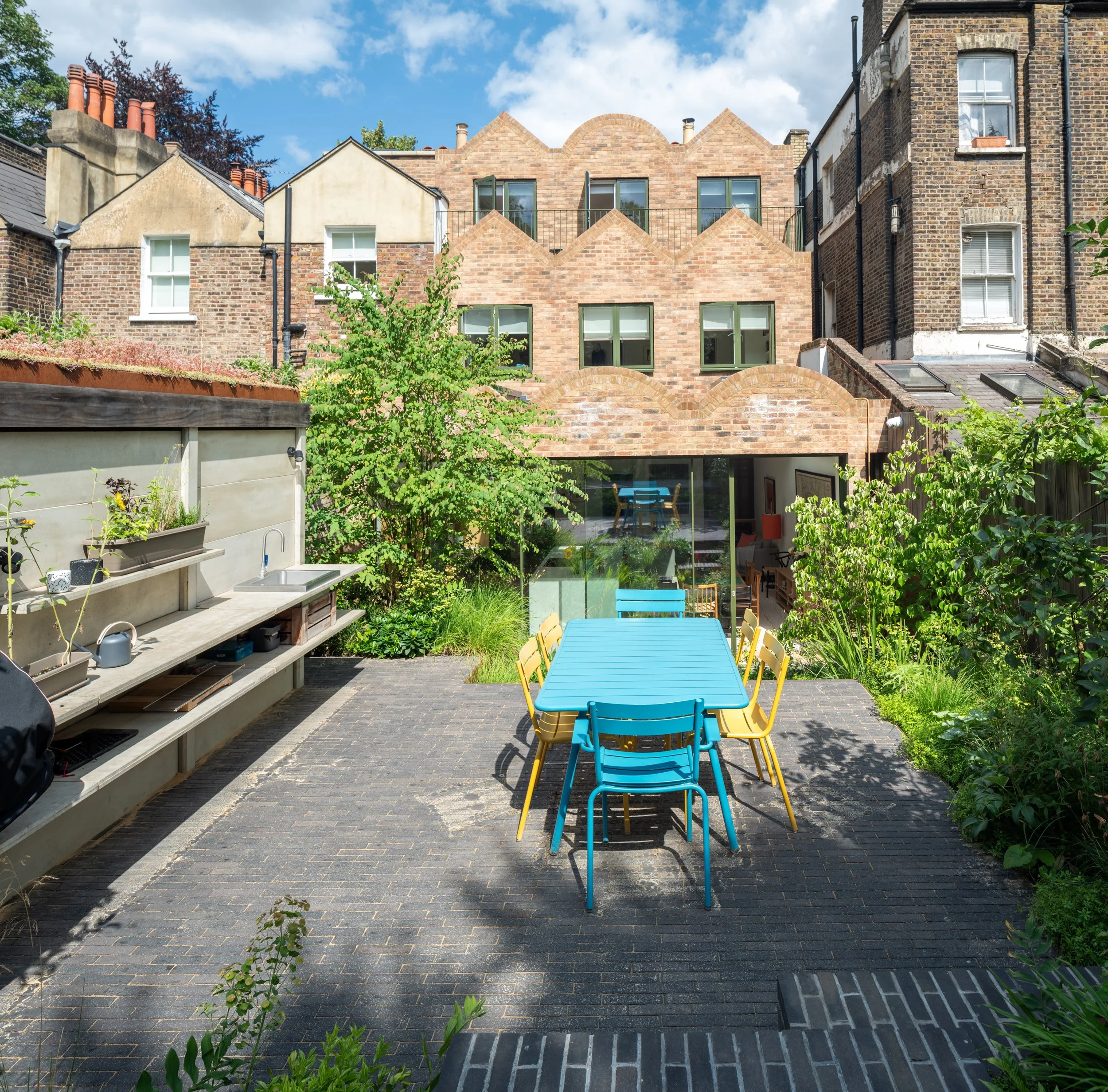 Private House North London : Thames & Newcastle Contractor - Rare Architects