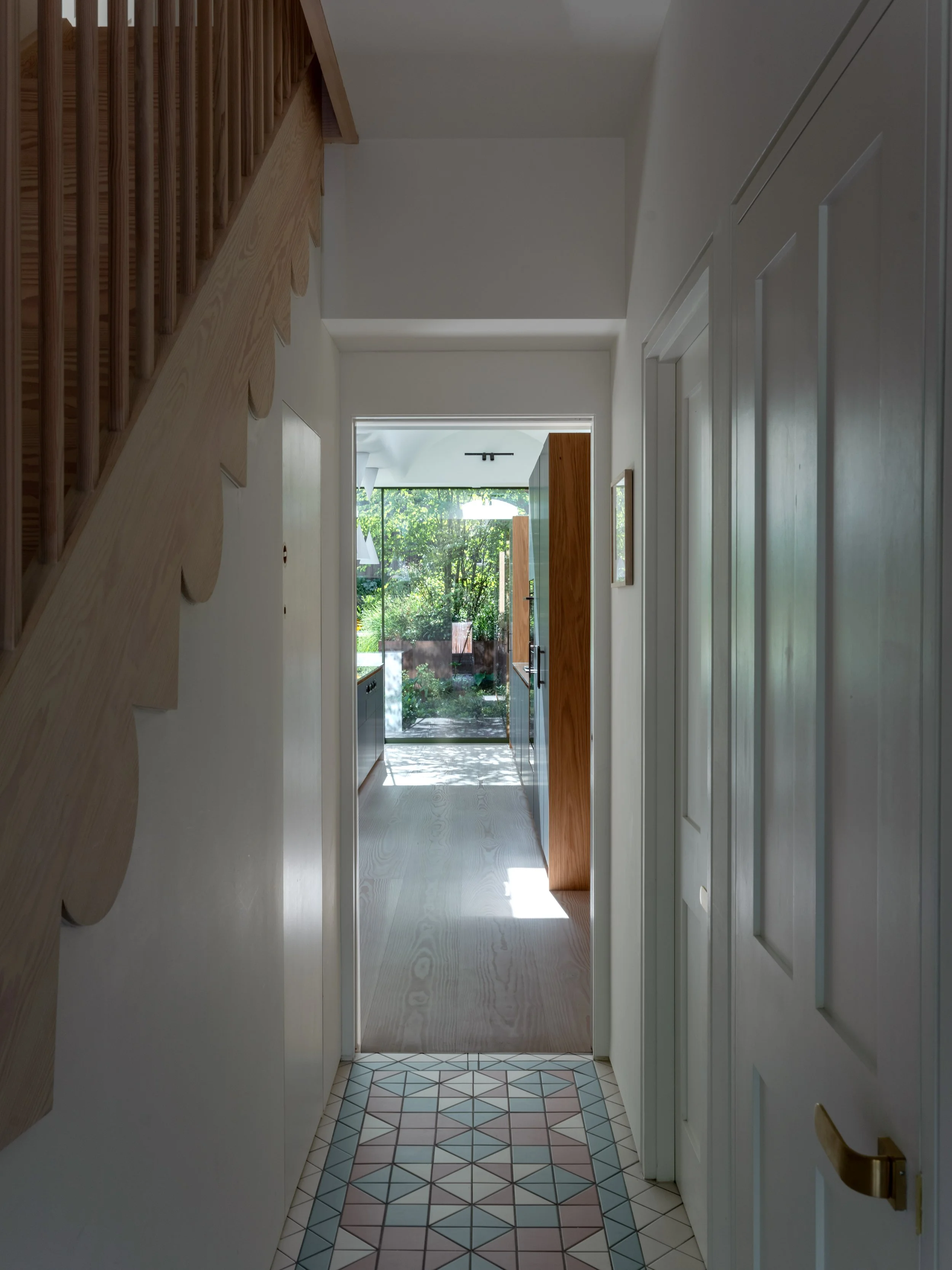 Private House North London : Thames & Newcastle Contractor - Rare Architects