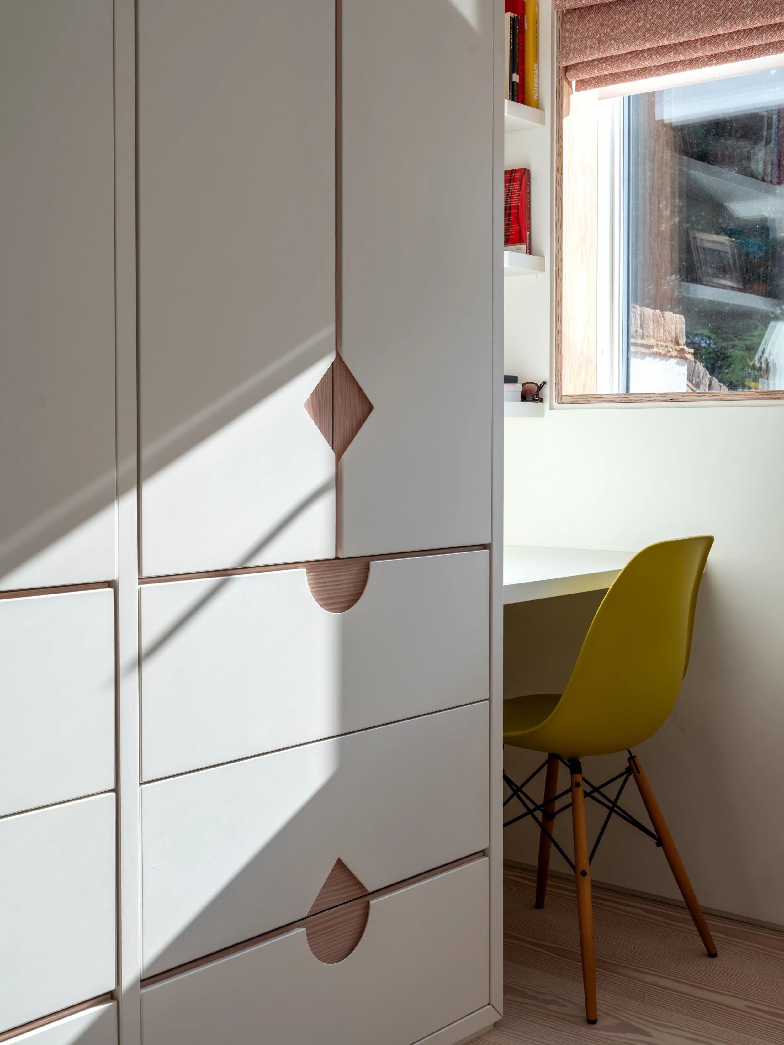 Private House North London : Thames & Newcastle Contractor - Rare Architects