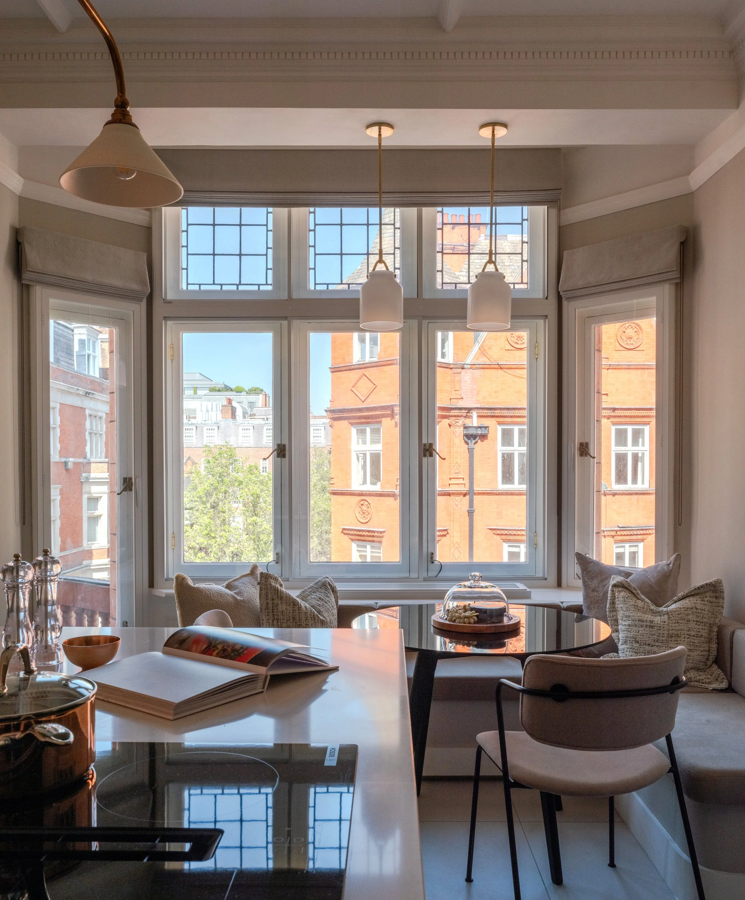 Mayfair Apartment : Designsplus Architects