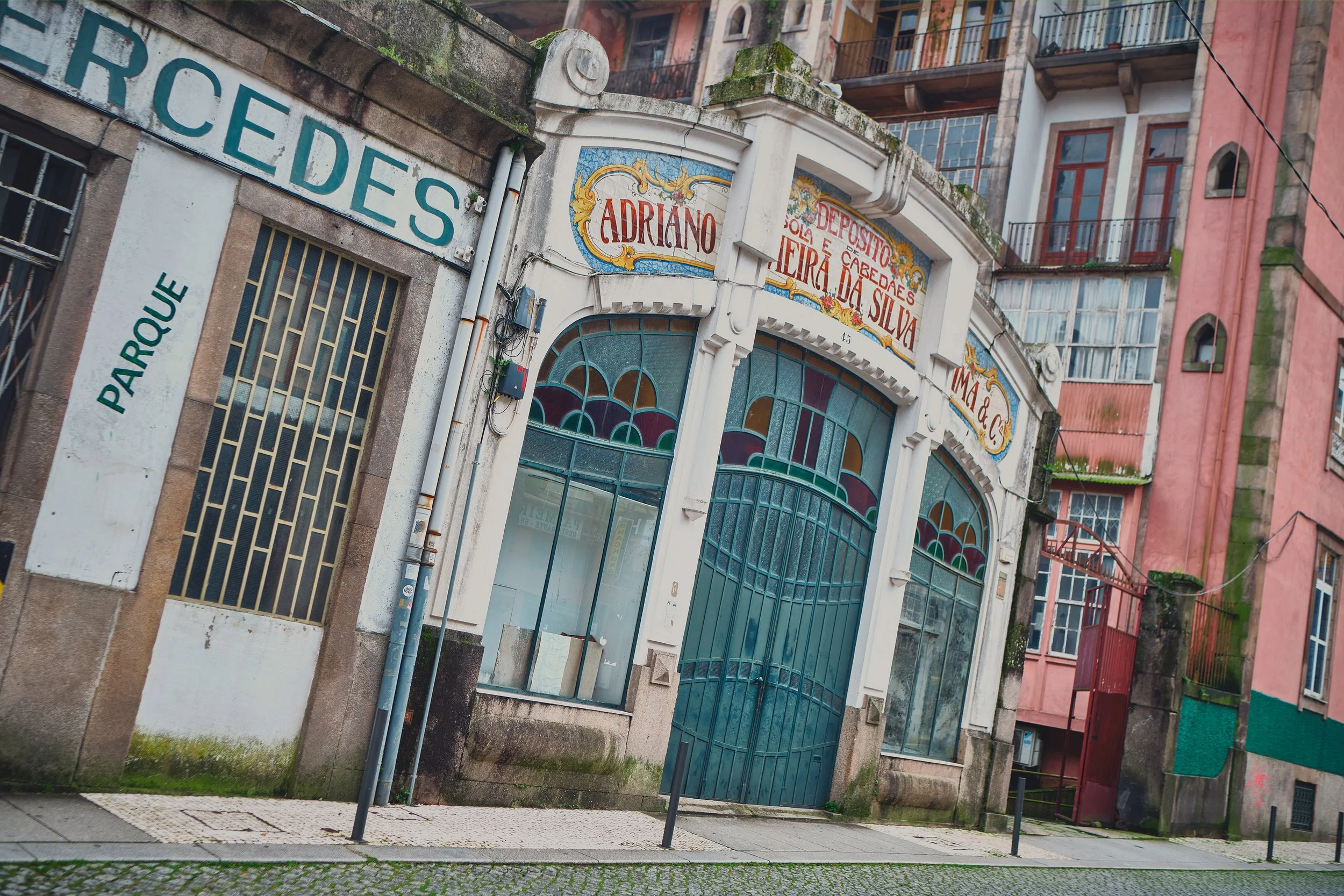  .  Porto, 2016.  .  . 