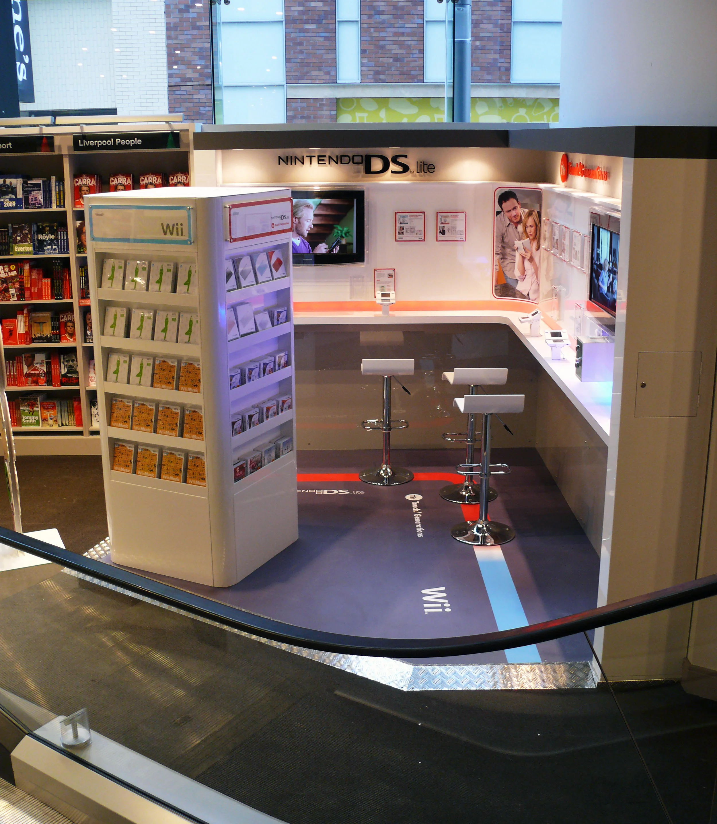MZych_waterstones_wide1.jpg