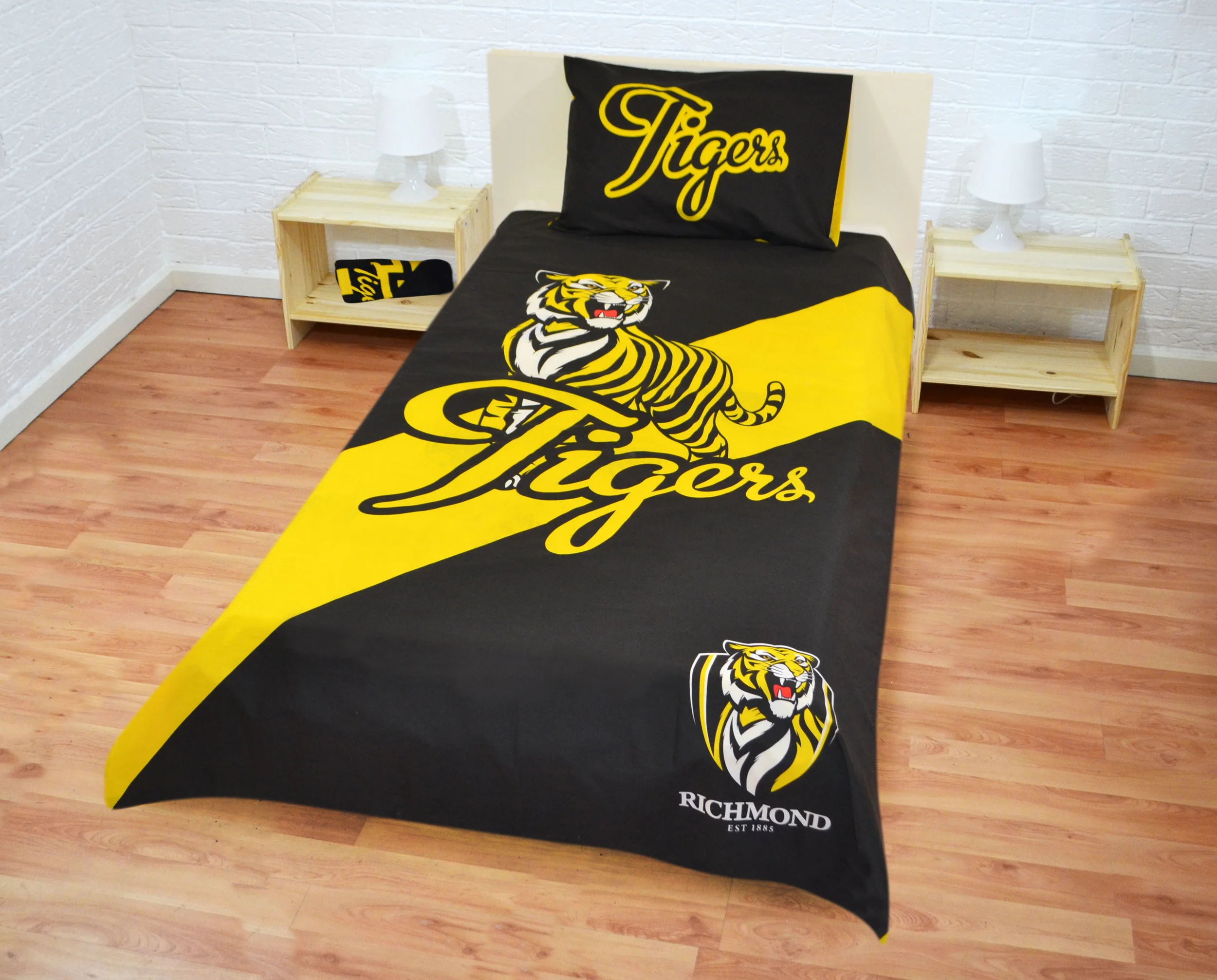 new doona cover AFL- Richmond Single.jpg