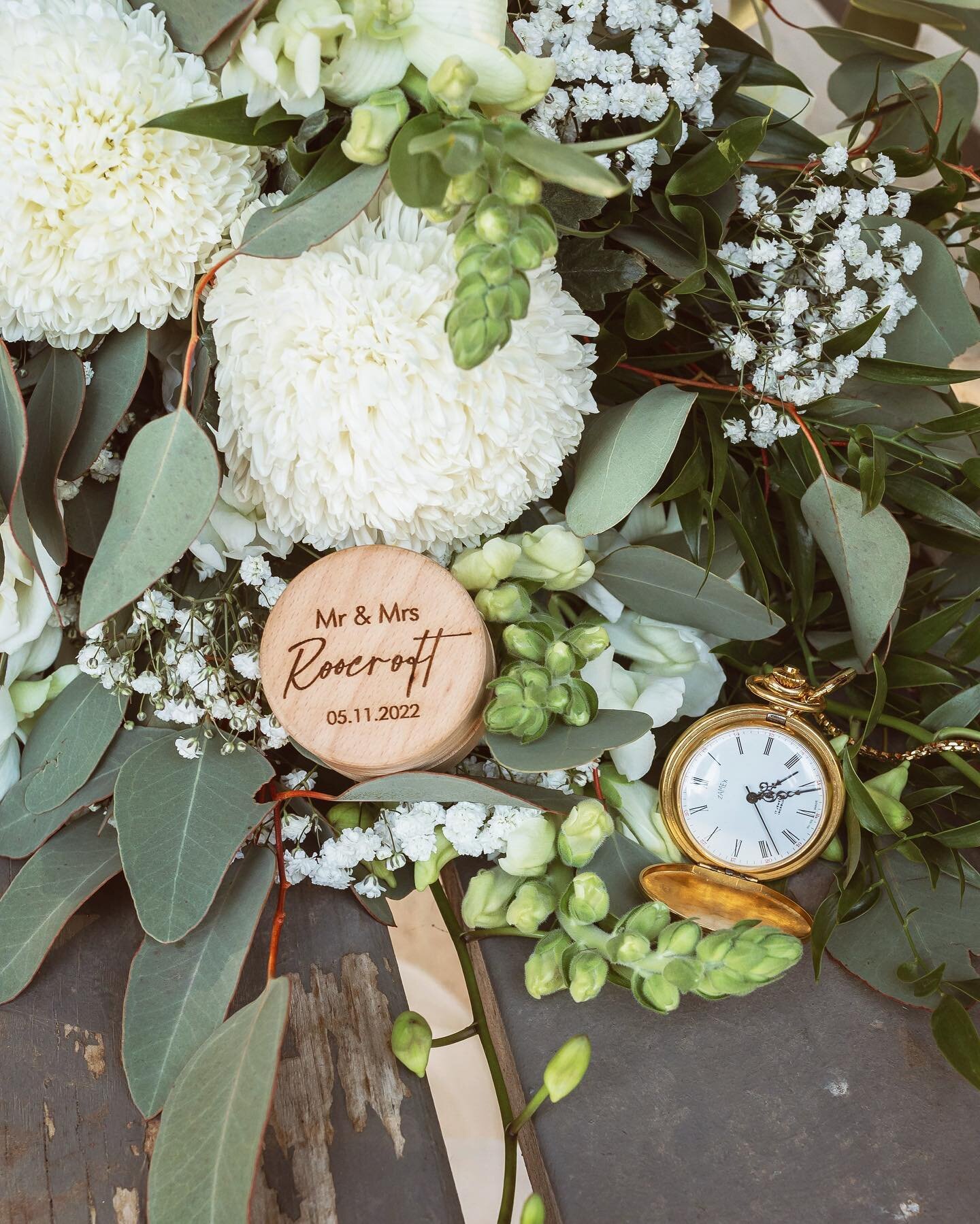 It&rsquo;s all in the details&hellip;🌾🕰️

#perthweddingcollective #perthelopement #hellomayloves #perthweddingphotography wedding &amp; elopement photography mandurah perth wa