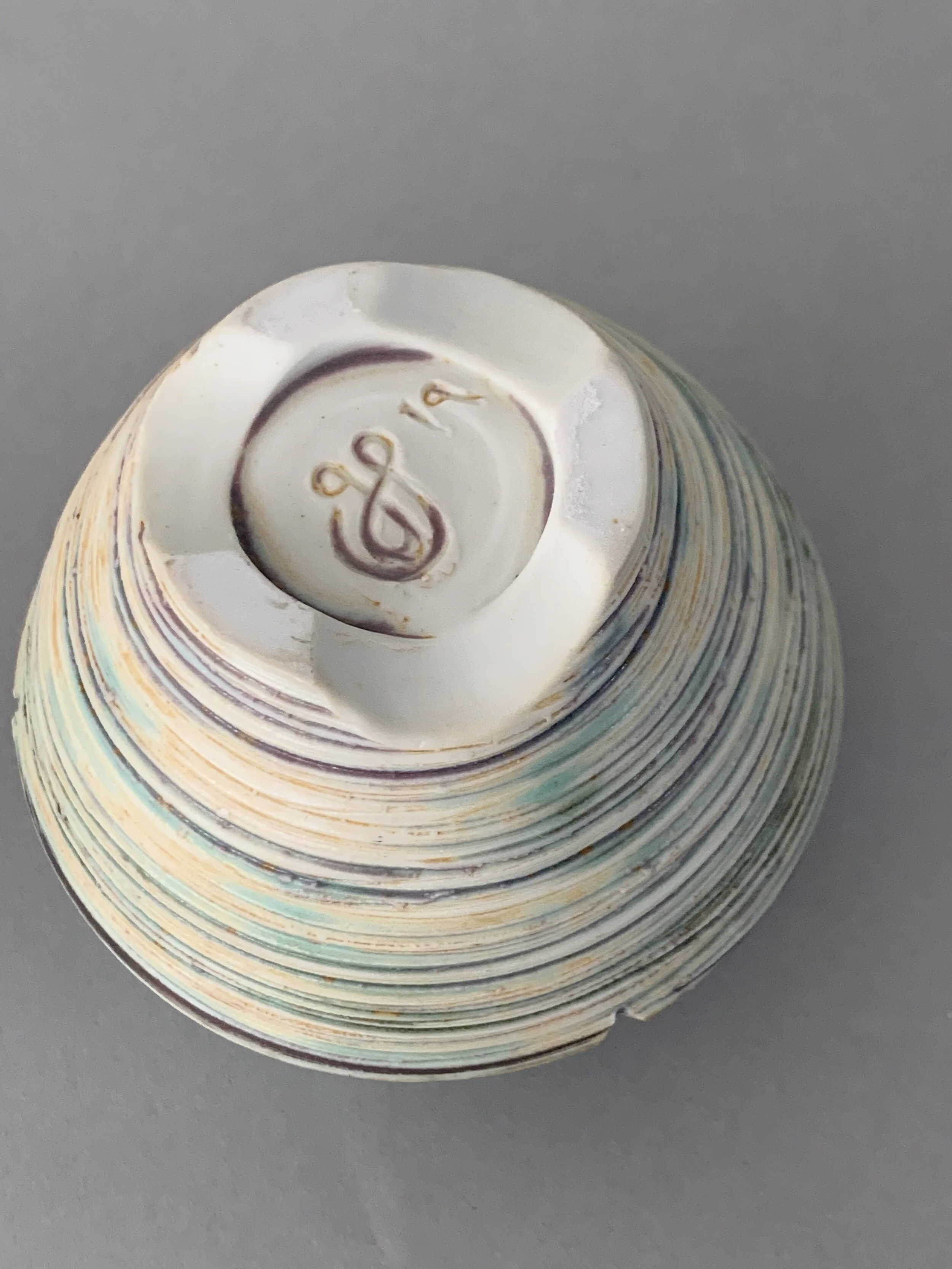 F8722483-878F-4B8B-AD21-64D2F330F2AD