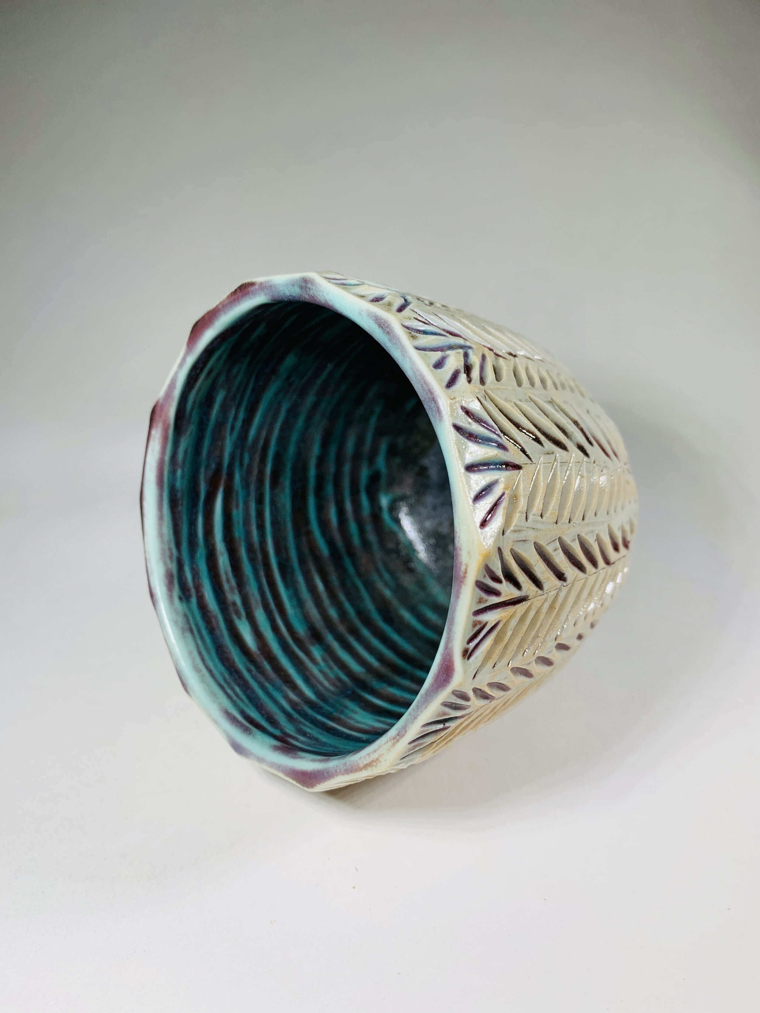 DFAE8122-E67F-42BC-97E2-6CDC3CE93DAE