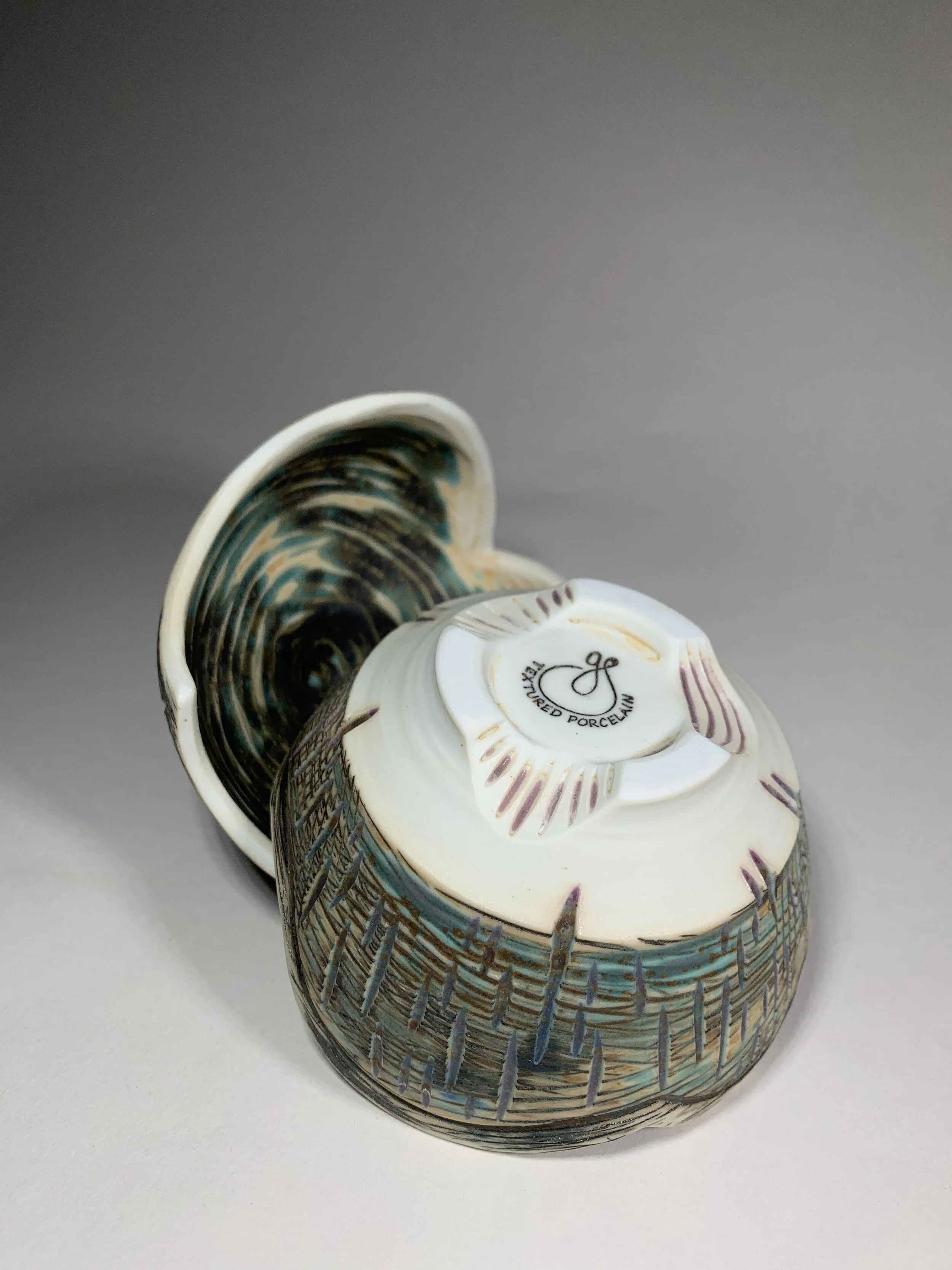 D8551604-4C27-40D6-8B6F-778925BBEFE2