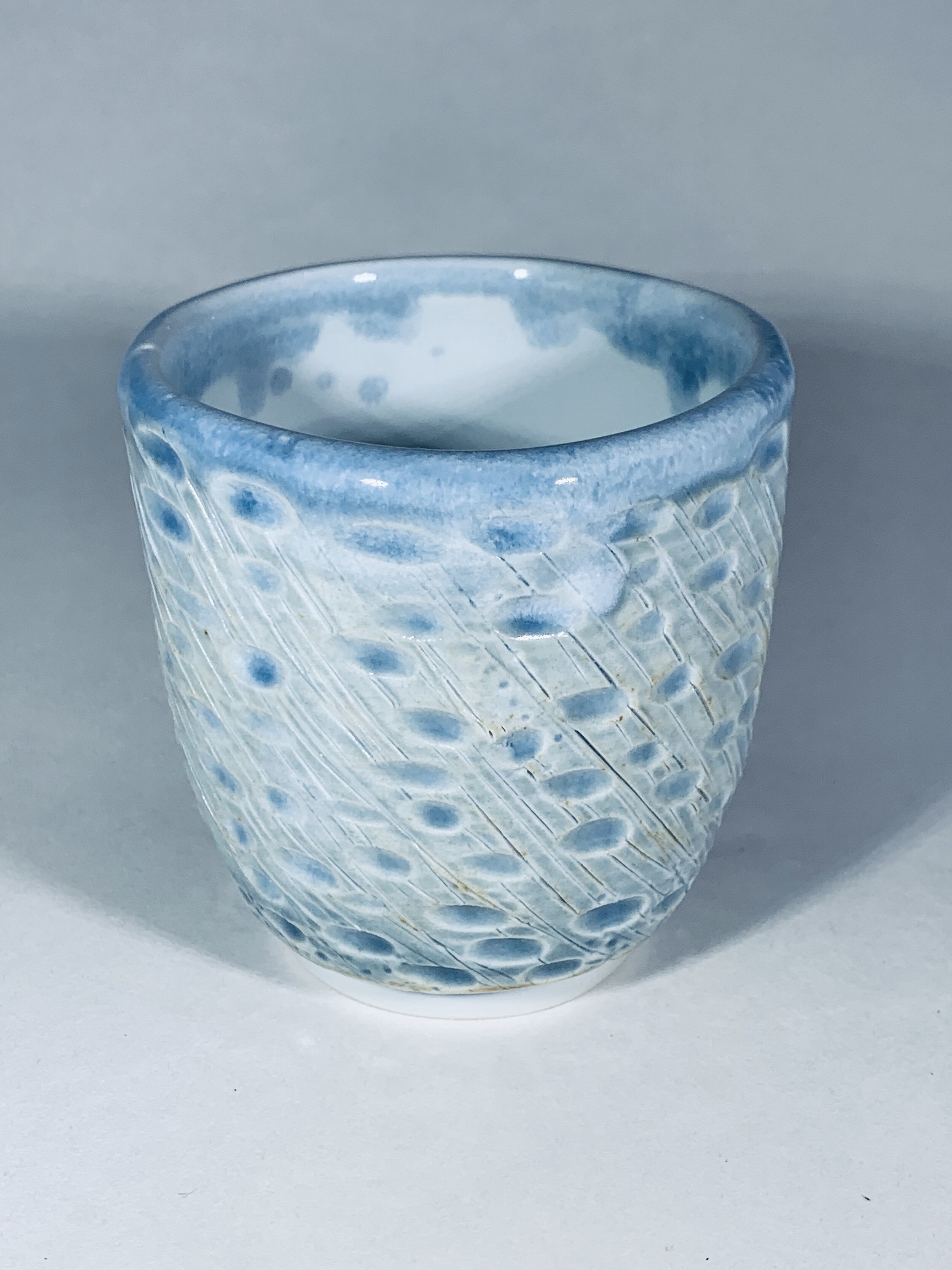 7CD523A9-4BFF-4FFB-9E35-8776CE6F4DAF