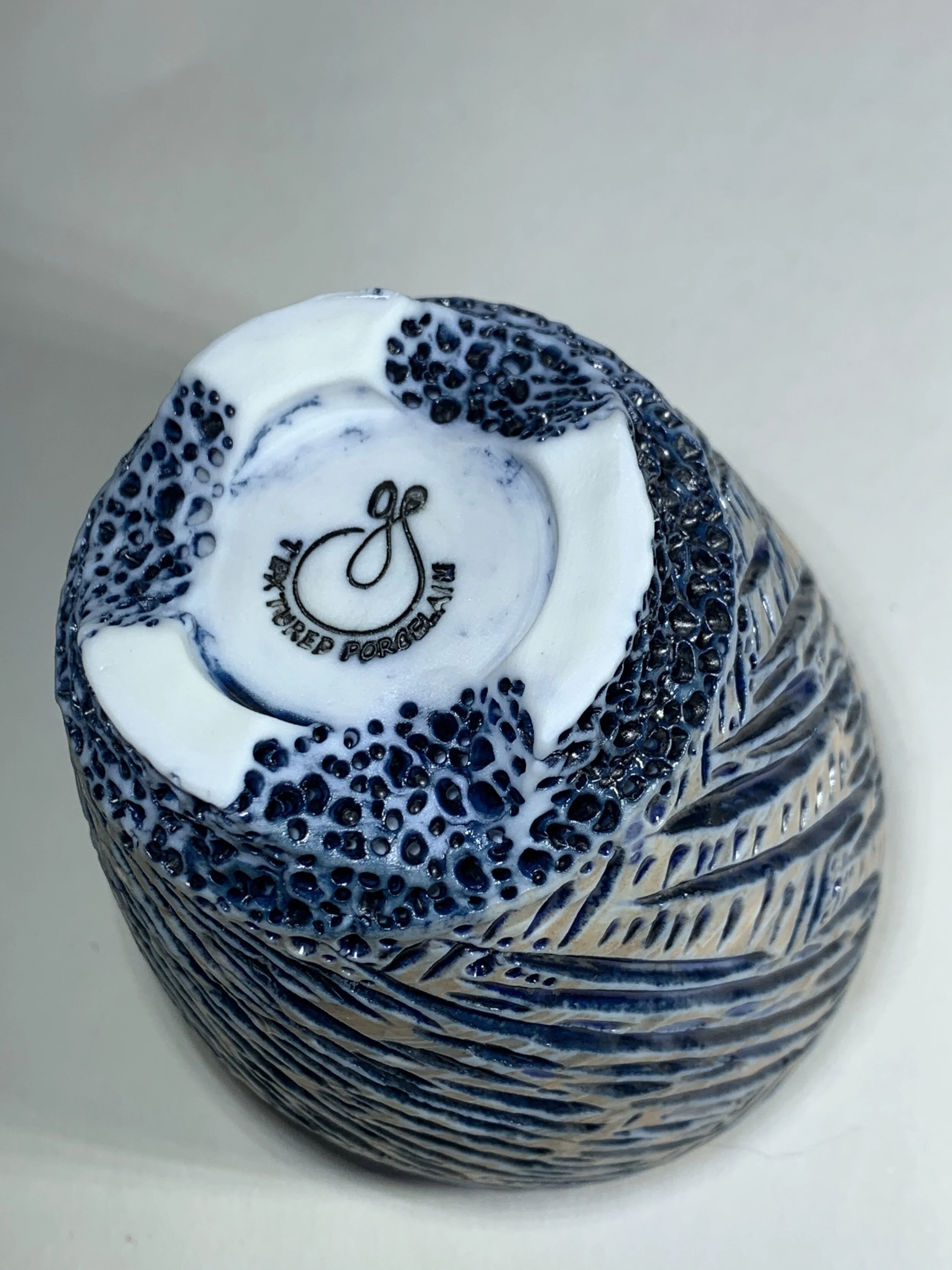 30428DAC-0977-4E05-8227-B30447D6522B