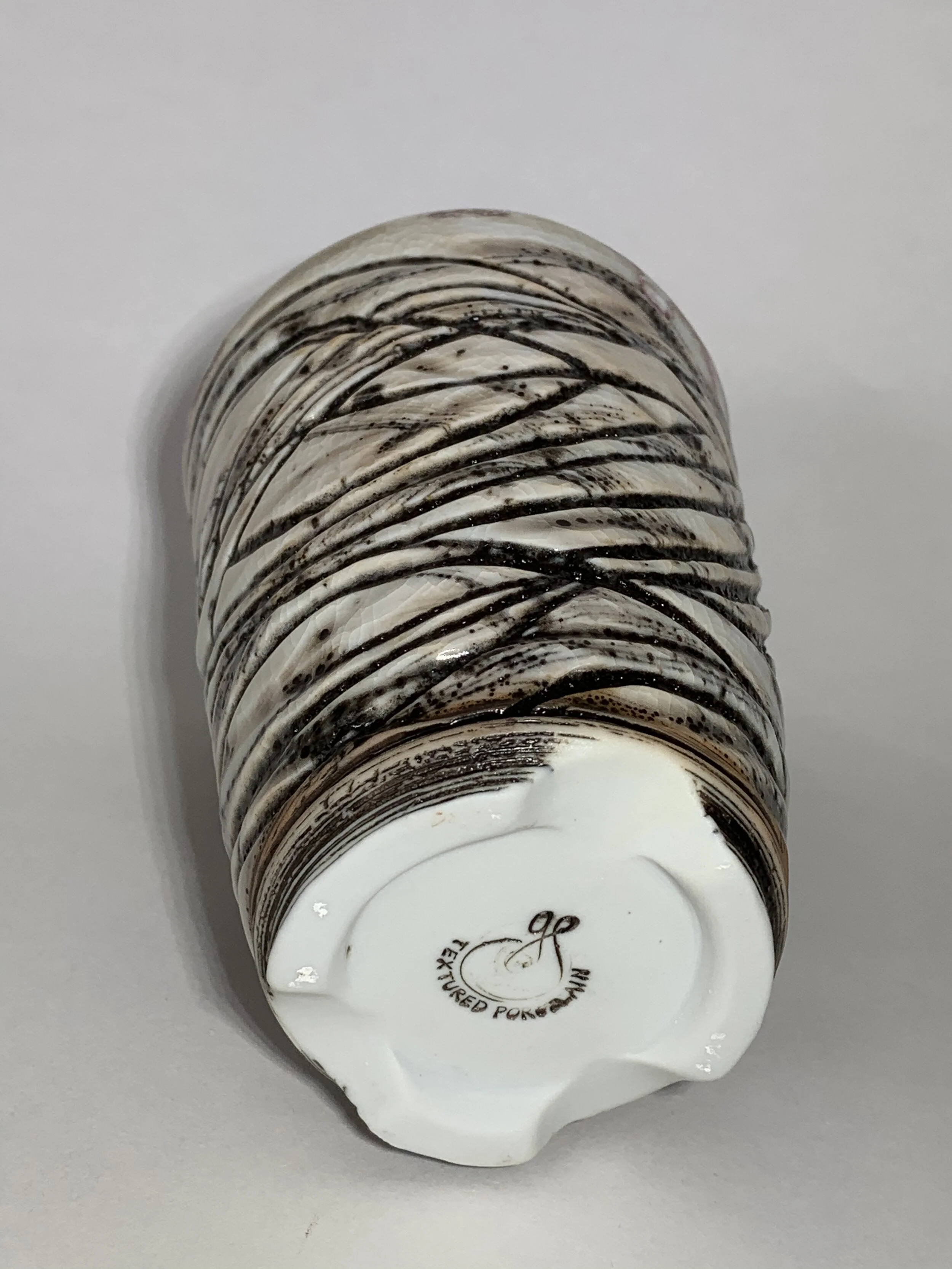 0F25E433-164B-49DE-8624-F44ABF4DFFAC