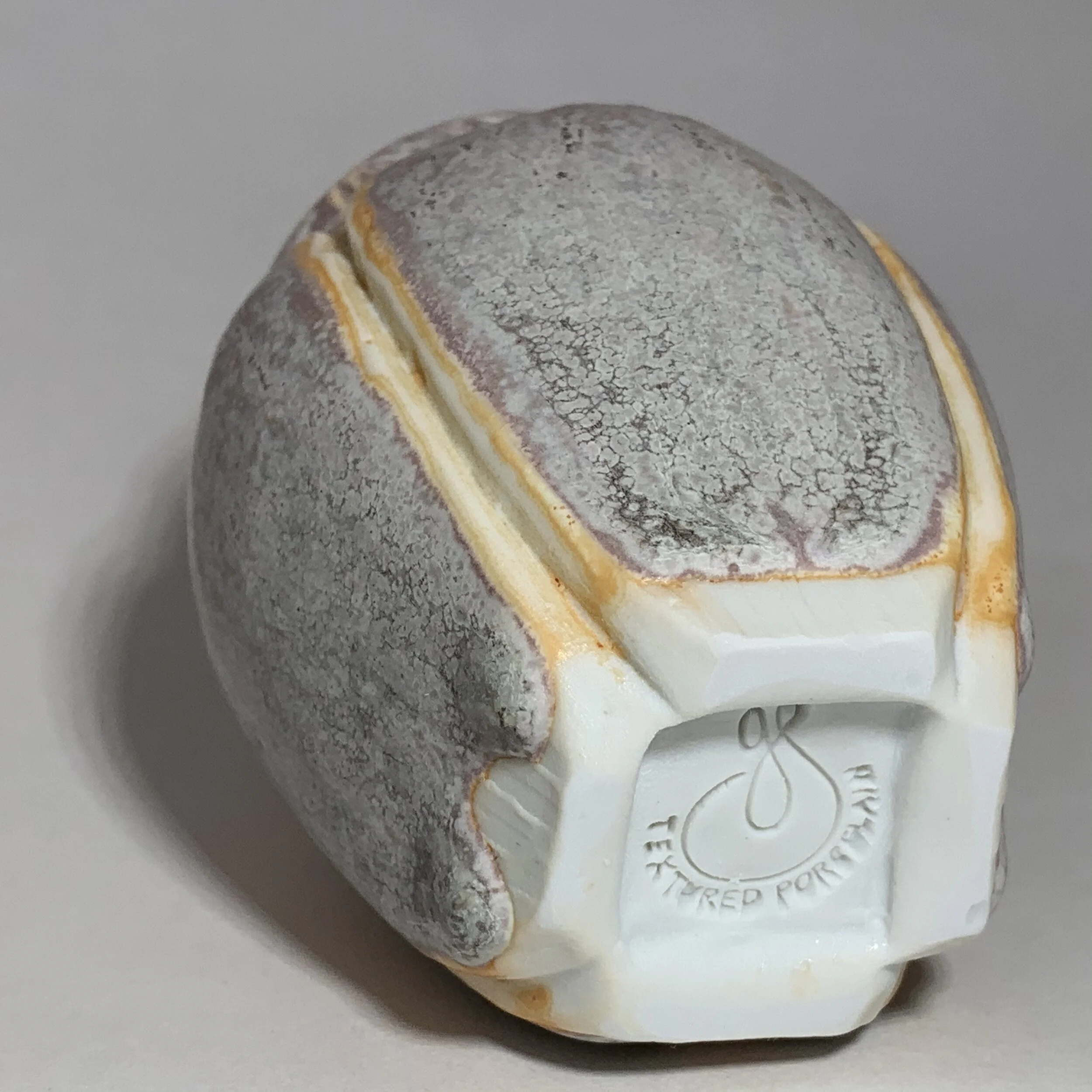 BF510292-445E-403A-B6B7-74D1A36CC0E6