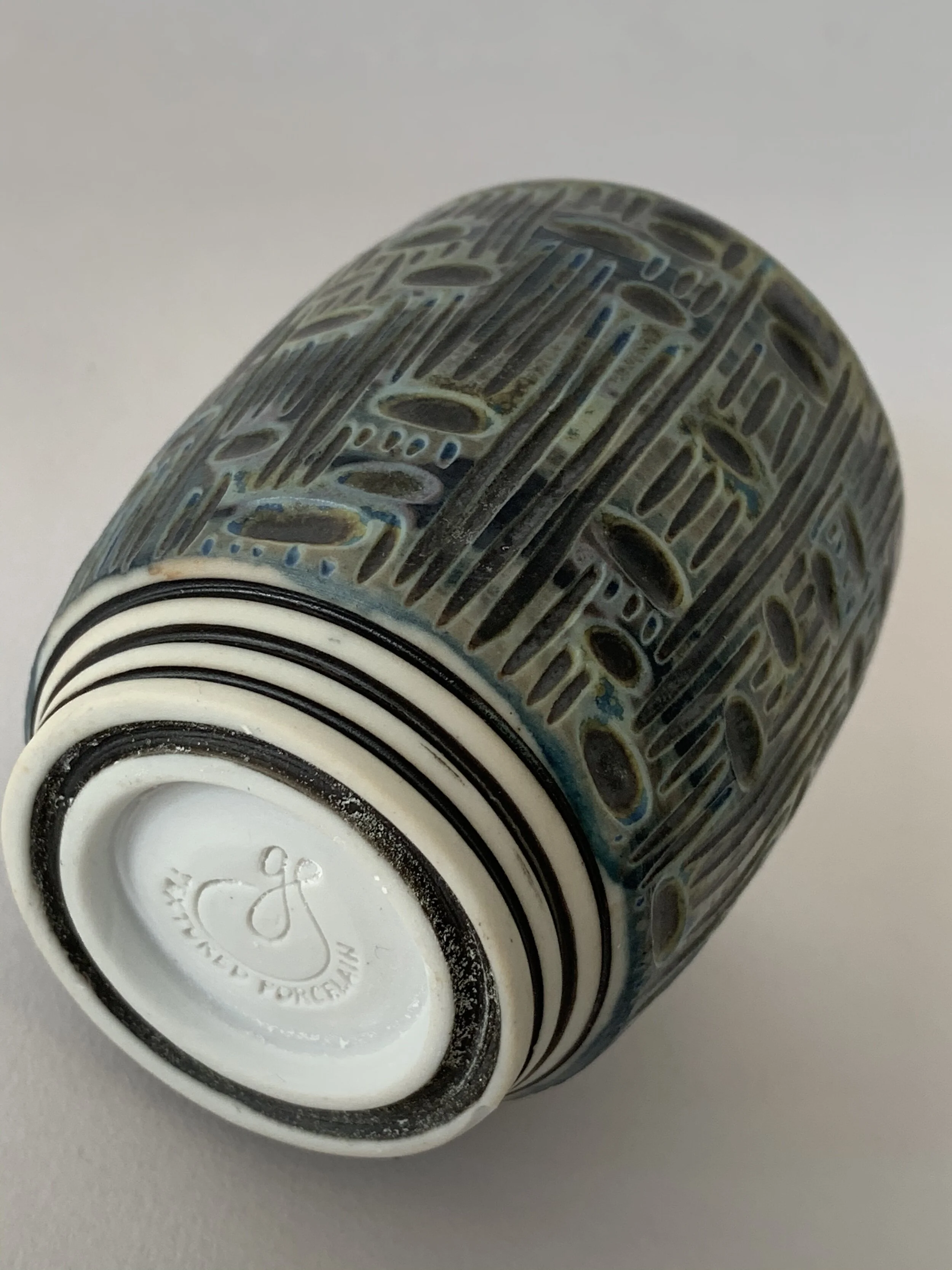 5B277FB0-A1E5-4BE0-B8FE-341F4341E8D9