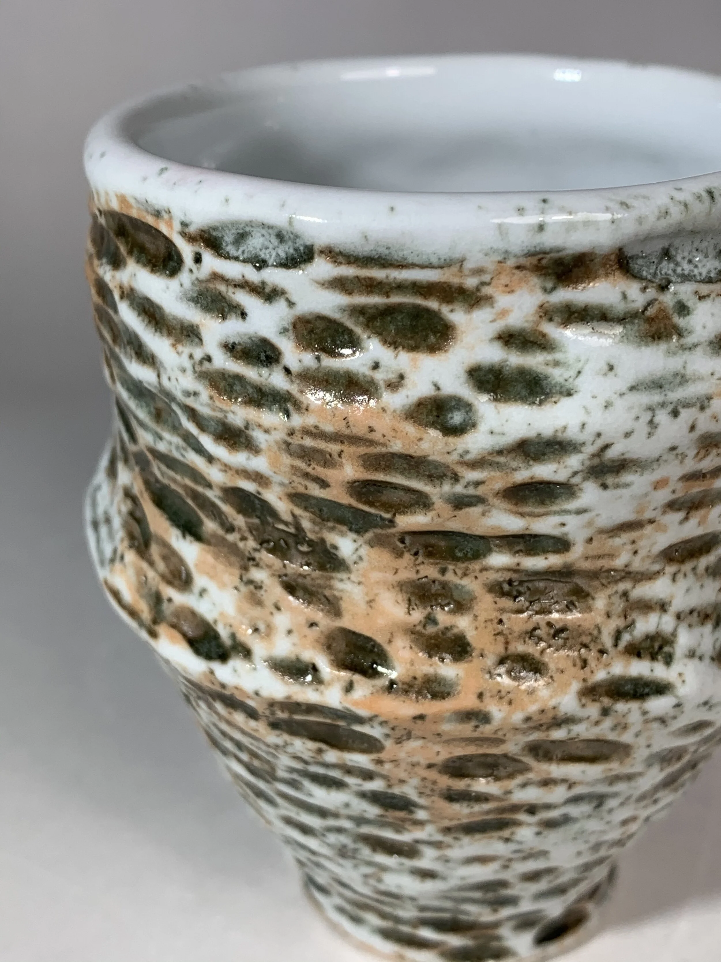 04EF576F-7953-4DEF-9F7F-0777043A1DDA