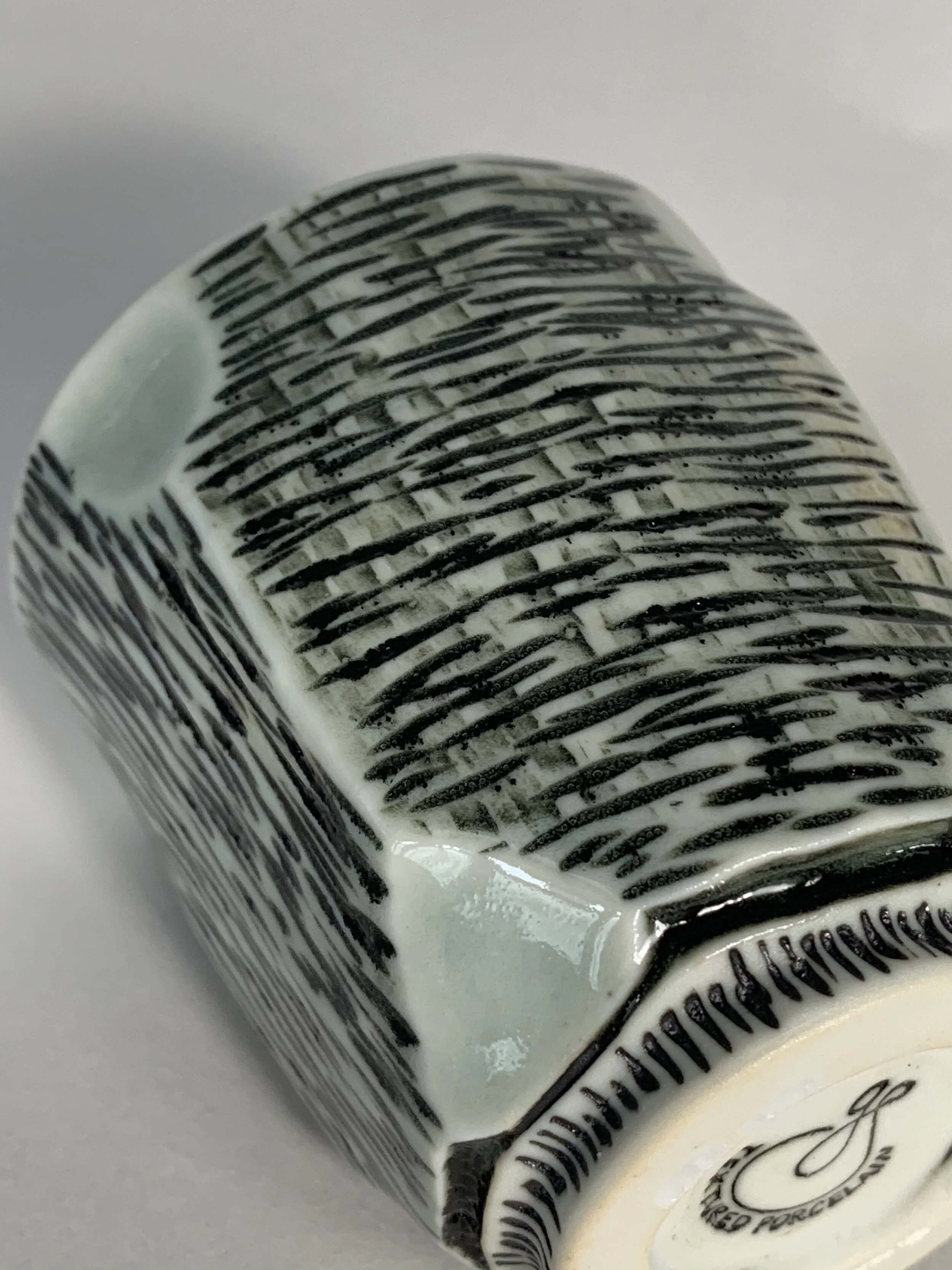 B7692CF6-D3E7-4936-A33E-B690BA7D0216