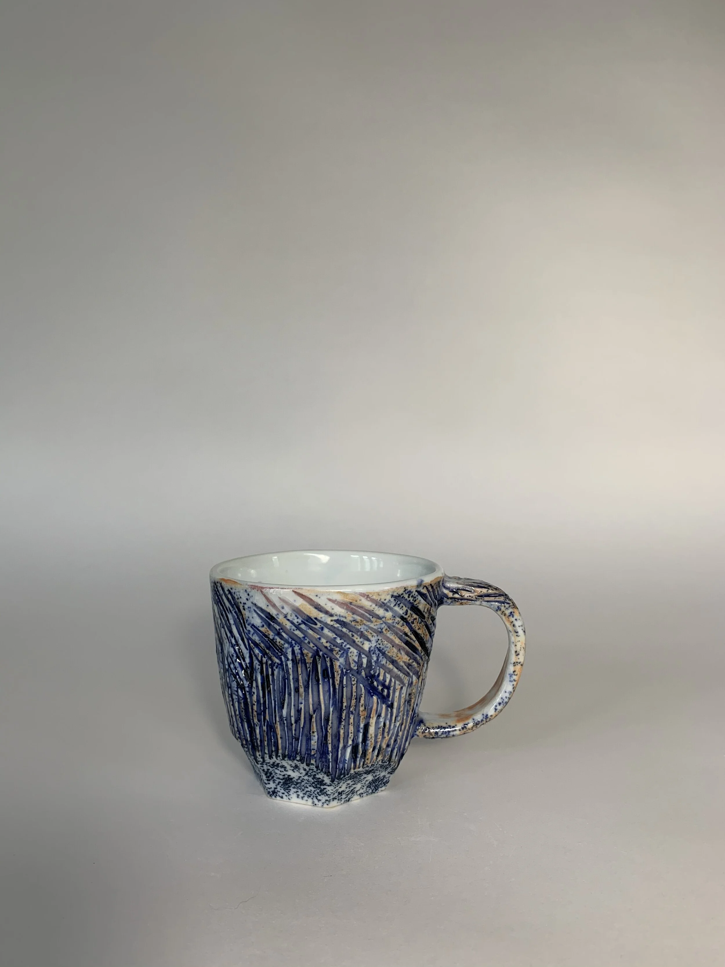 AE818273-C68F-4F21-BF22-EA10AAA61A94