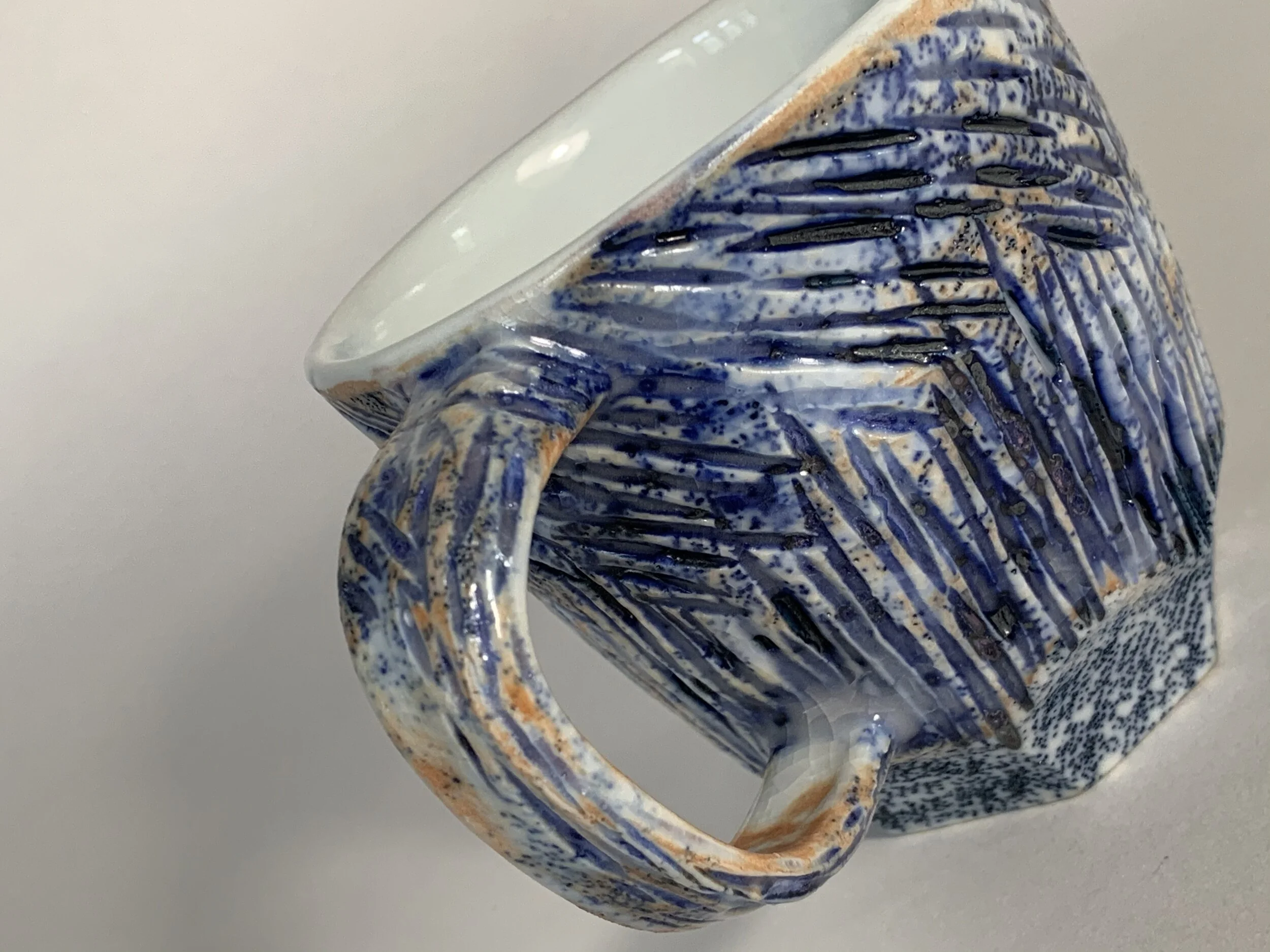 85F6FADF-ECBE-4540-B50B-B6A32CDCB1D8